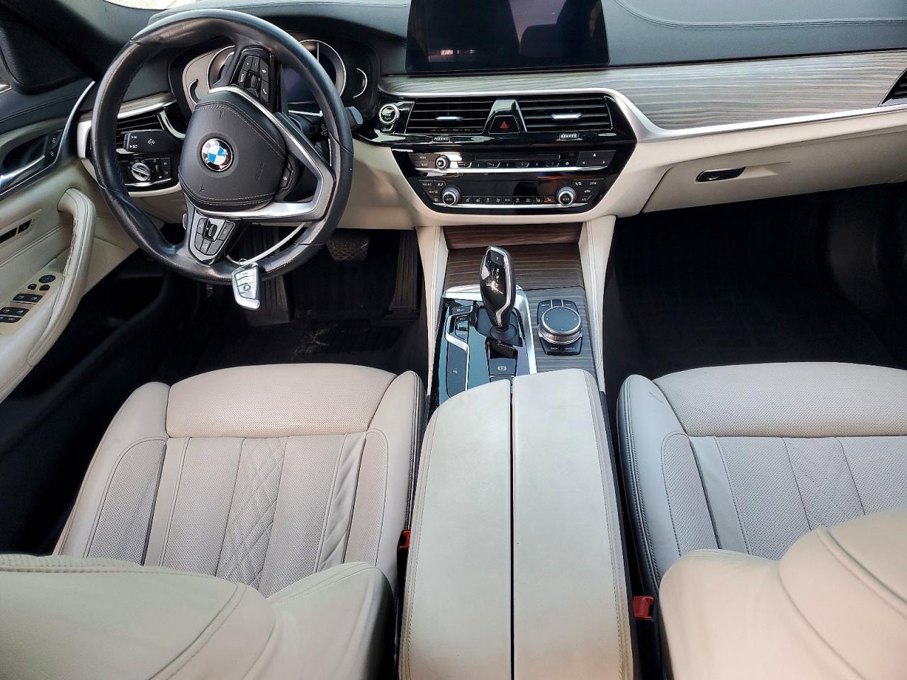 2017 Bmw 540 Xi White vin: WBAJE7C36HG889276