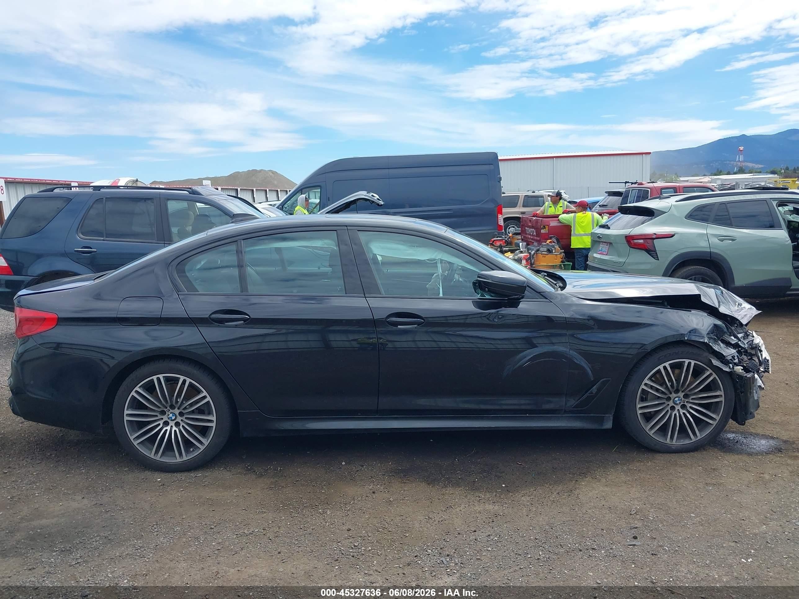 2019 Bmw 540i Xdrive Черный vin: WBAJE7C50KG893185