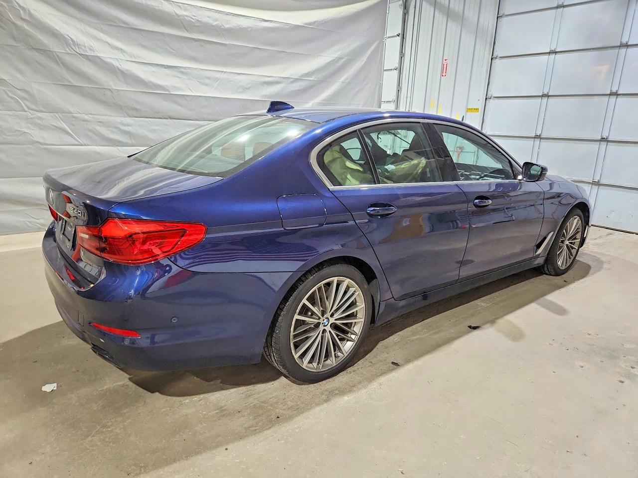 2019 Bmw 540 Xi Blue vin: WBAJE7C53KWD55587