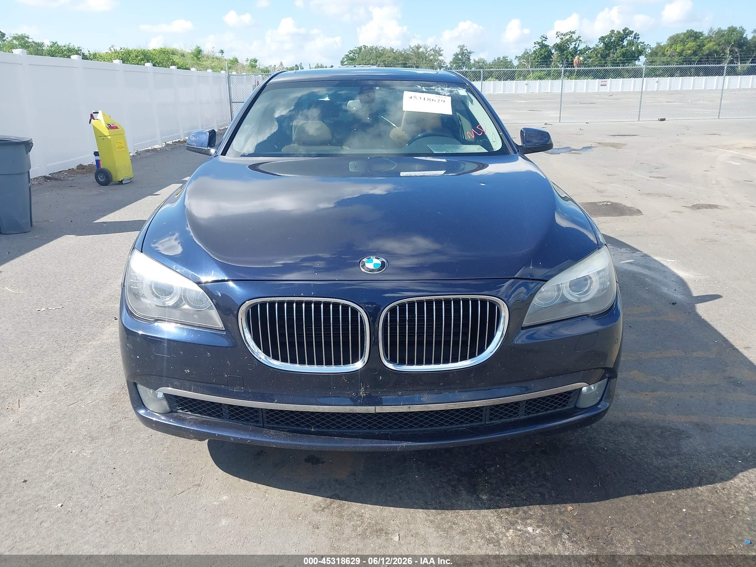 2011 Bmw 740i Blue vin: WBAKA4C51BC612680