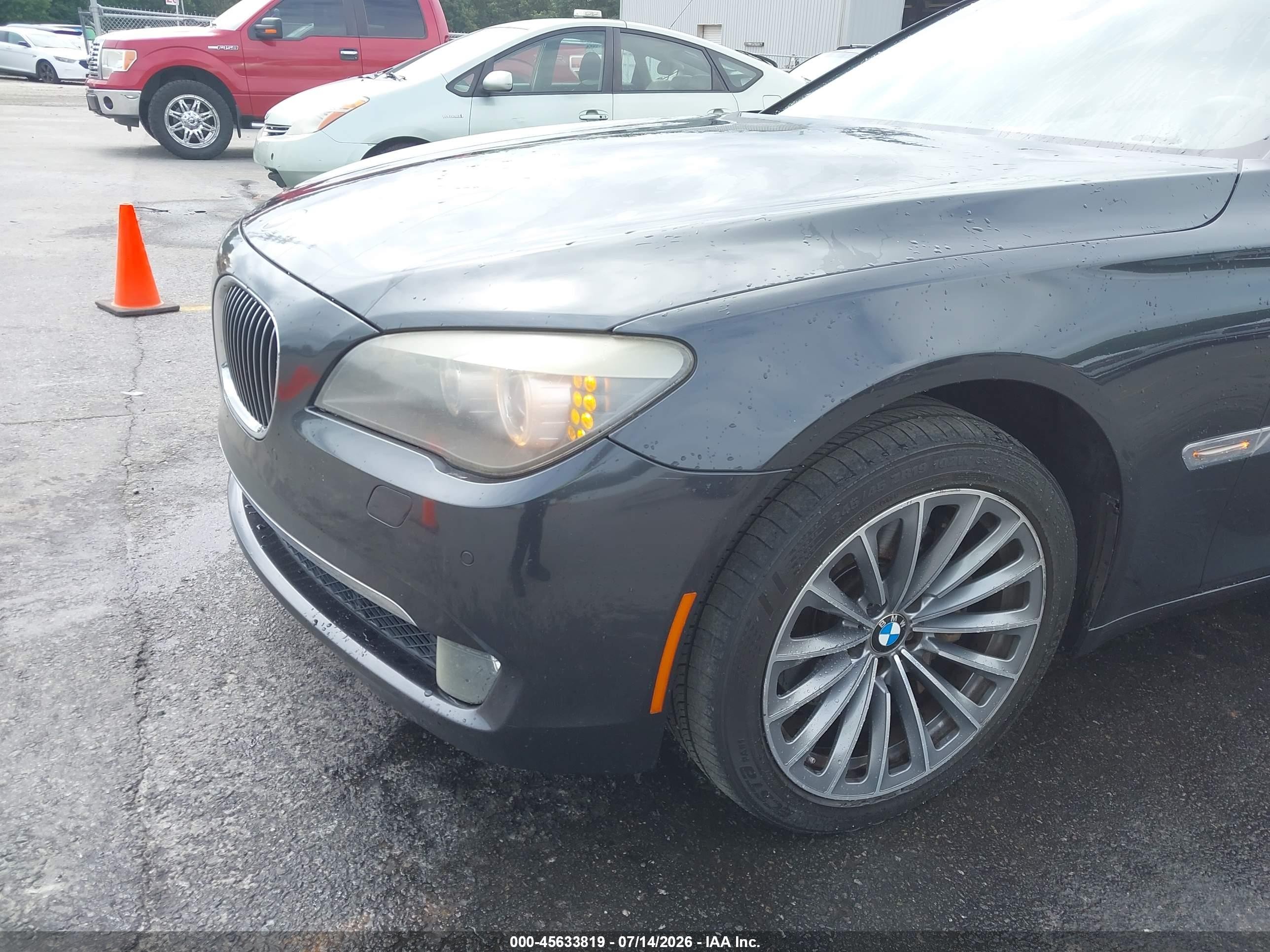 2012 Bmw 740i   Gray vin: WBAKA4C51CC613698