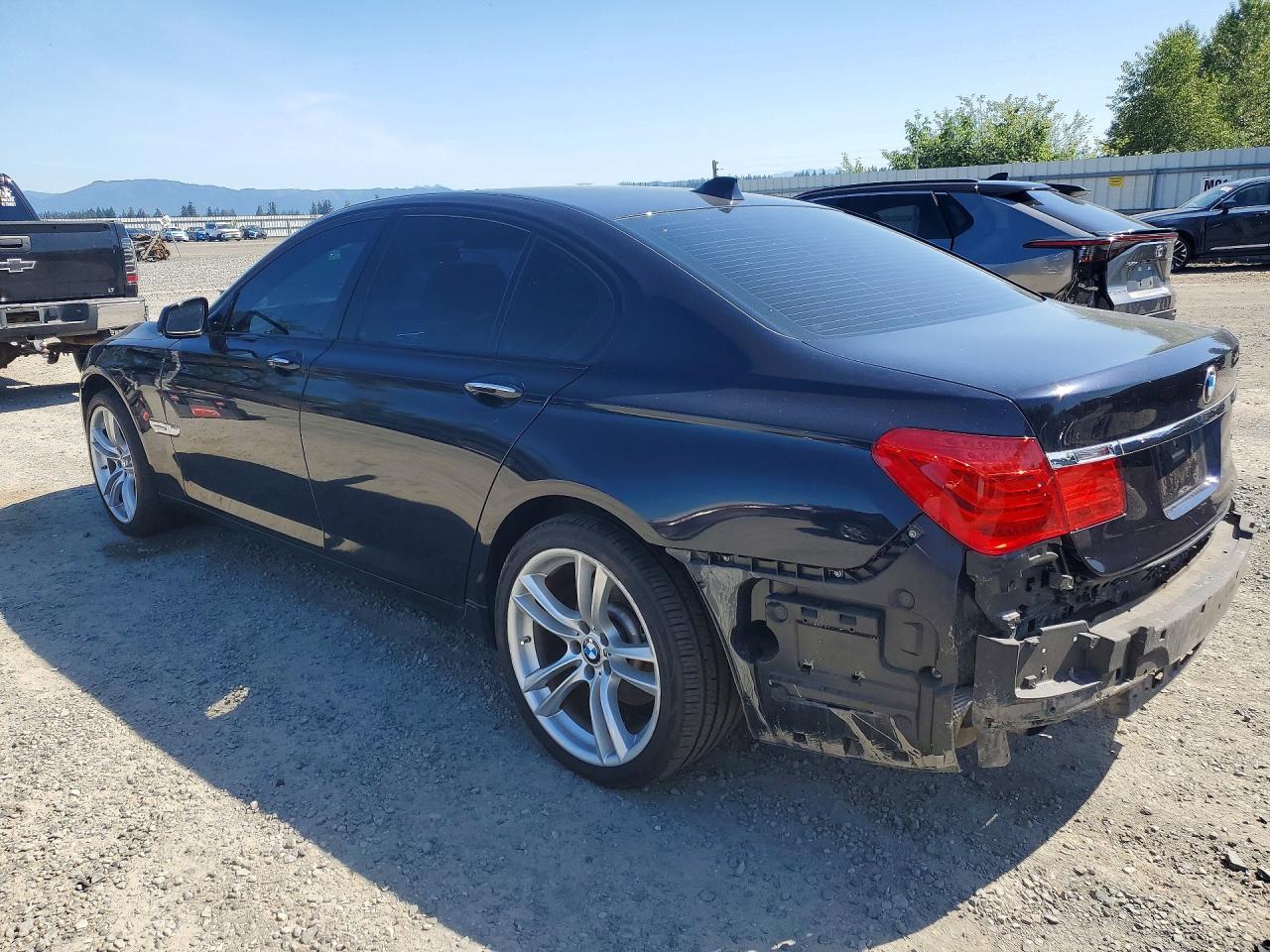 2011 Bmw 740 I Черный vin: WBAKA4C52BC392093