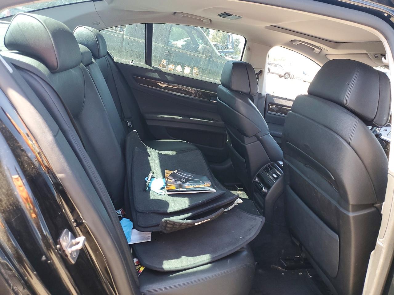 2011 Bmw 740 I Black vin: WBAKA4C52BC392241