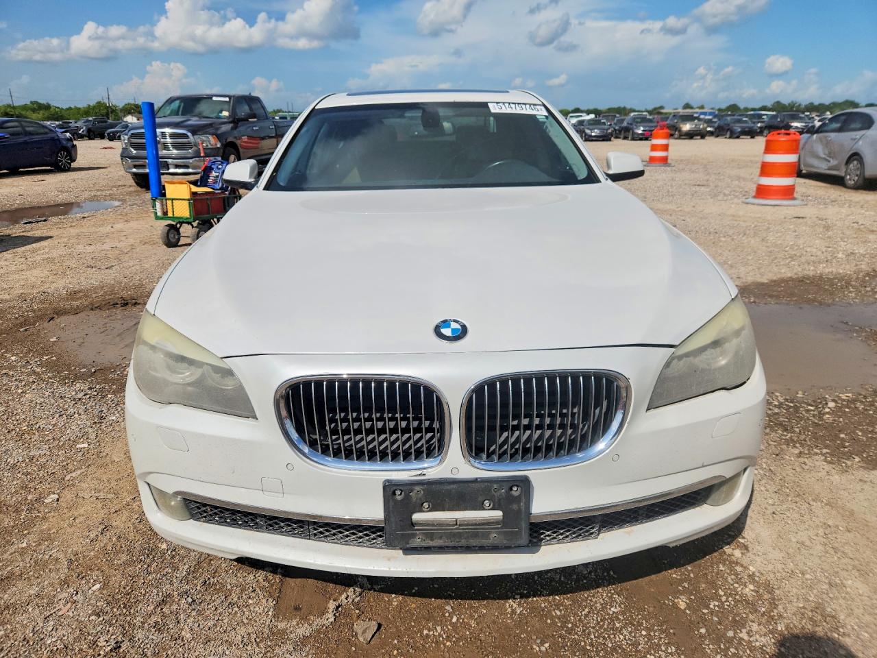 2012 Bmw 740 I White vin: WBAKA4C54CDS99121