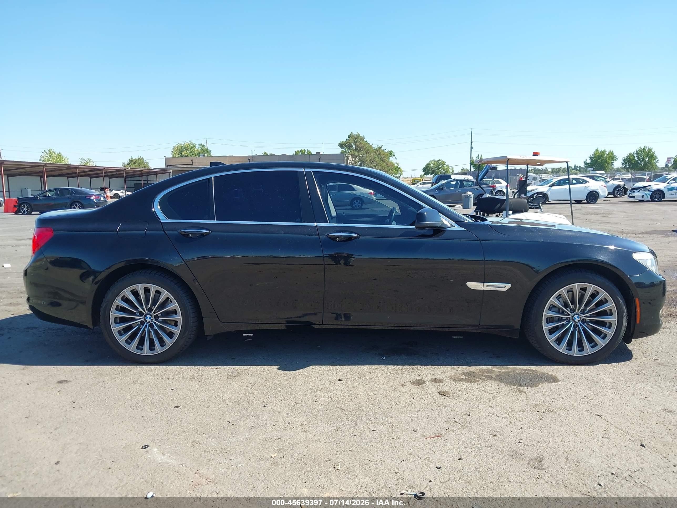2012 Bmw 740i   Black vin: WBAKA4C56CC613289