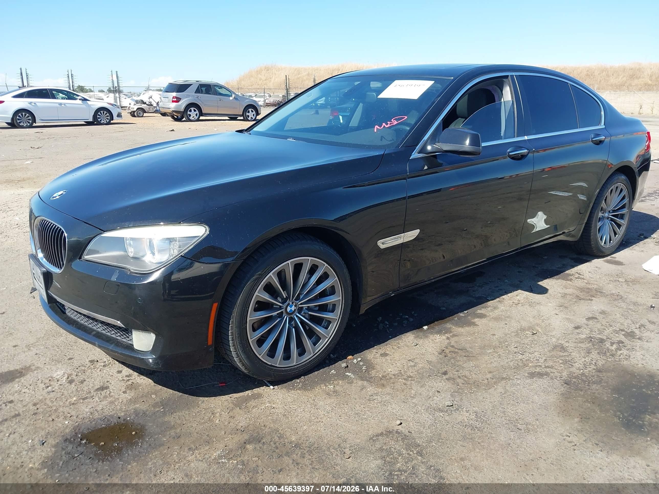 2012 Bmw 740i   Black vin: WBAKA4C56CC613289
