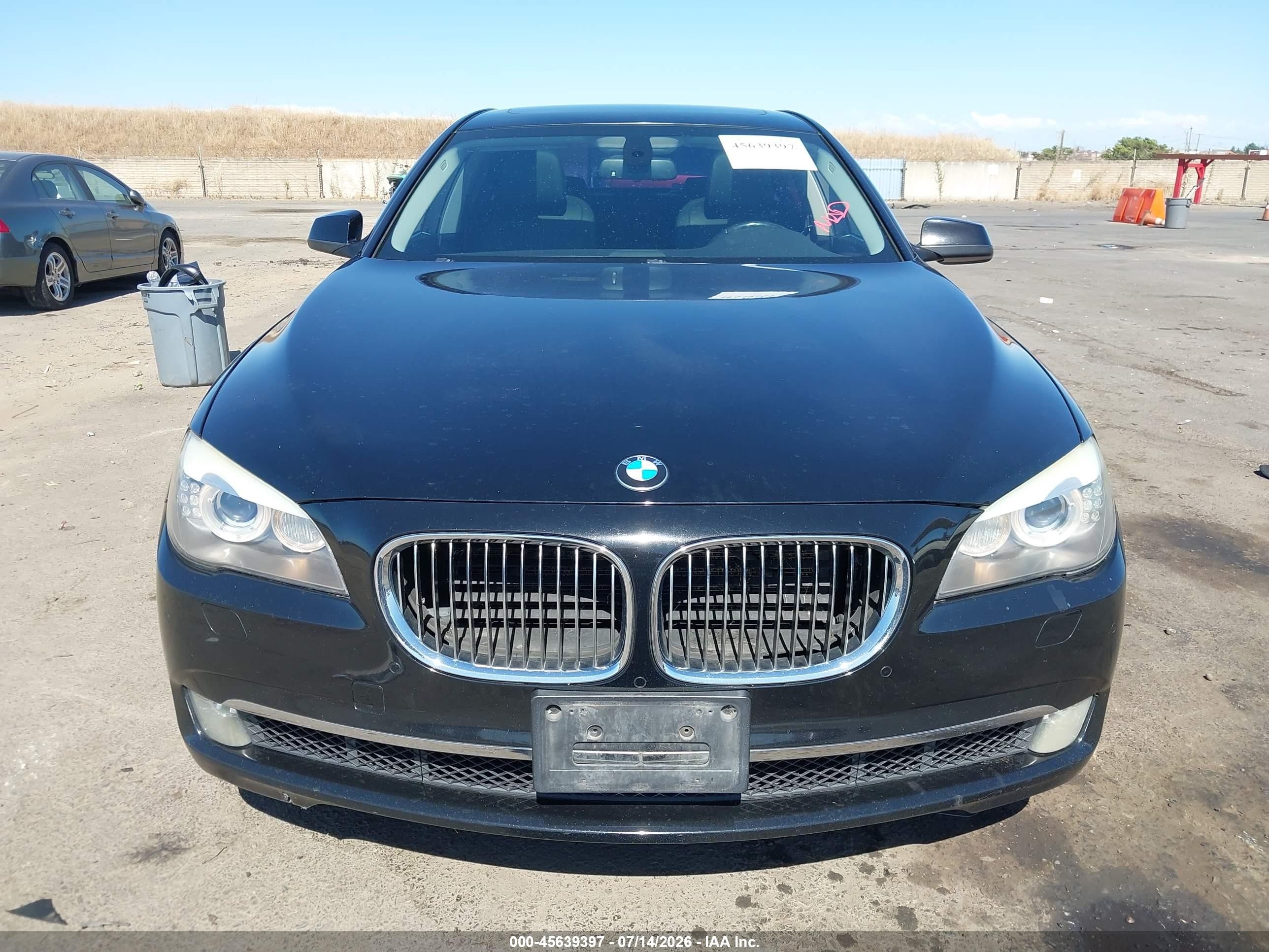 2012 Bmw 740i   Black vin: WBAKA4C56CC613289