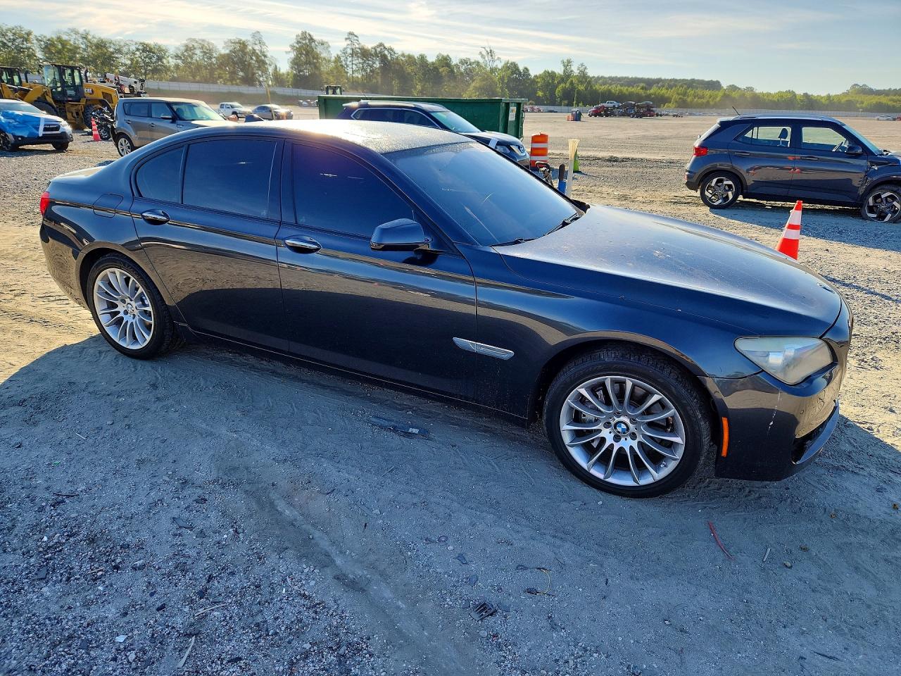2011 Bmw 740 I Gray vin: WBAKA4C57BC392333