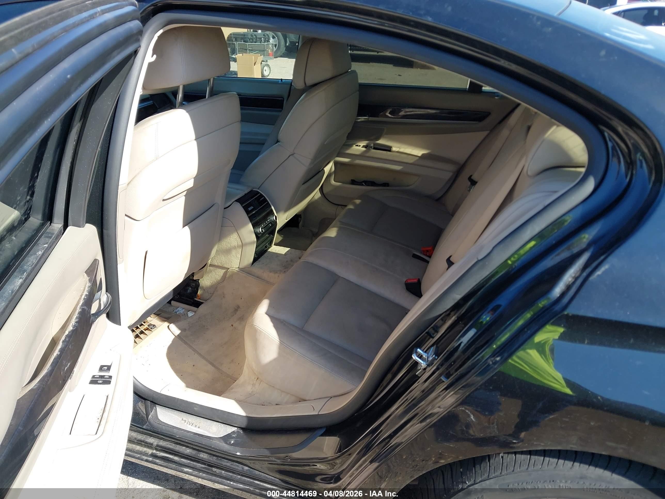 2009 Bmw 750i   Черный vin: WBAKA83539CY33165