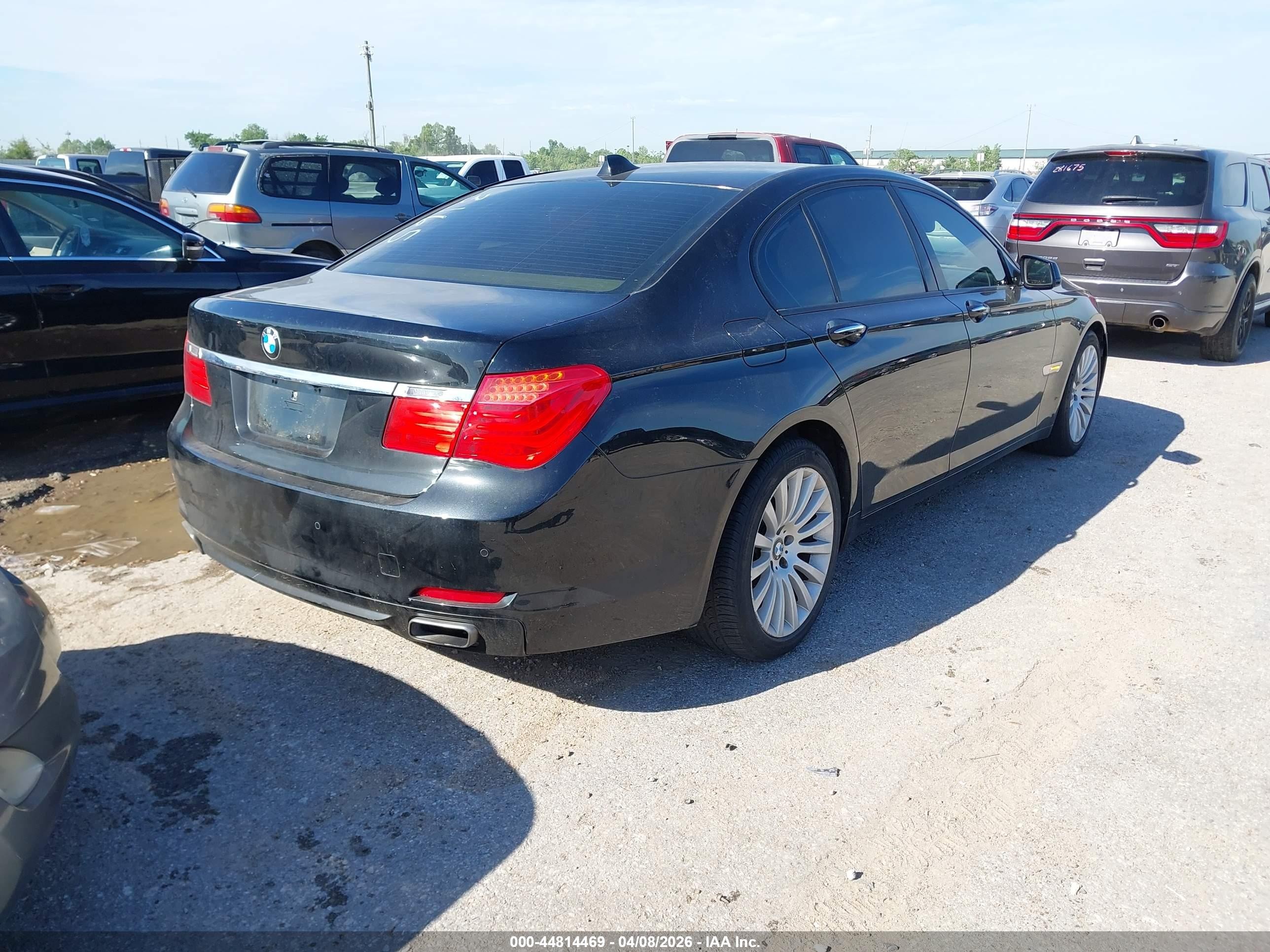 2009 Bmw 750i   Черный vin: WBAKA83539CY33165