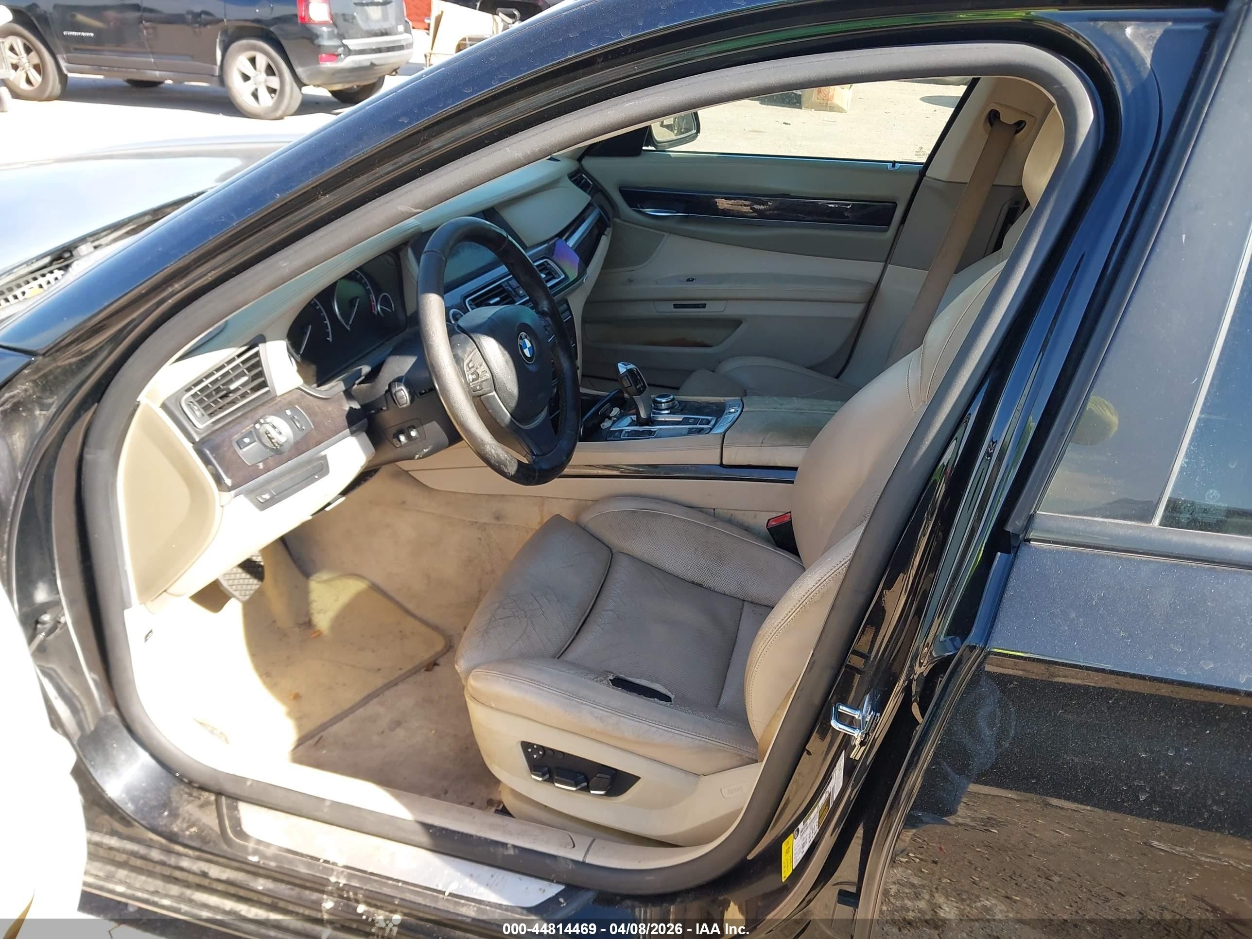 2009 Bmw 750i   Черный vin: WBAKA83539CY33165