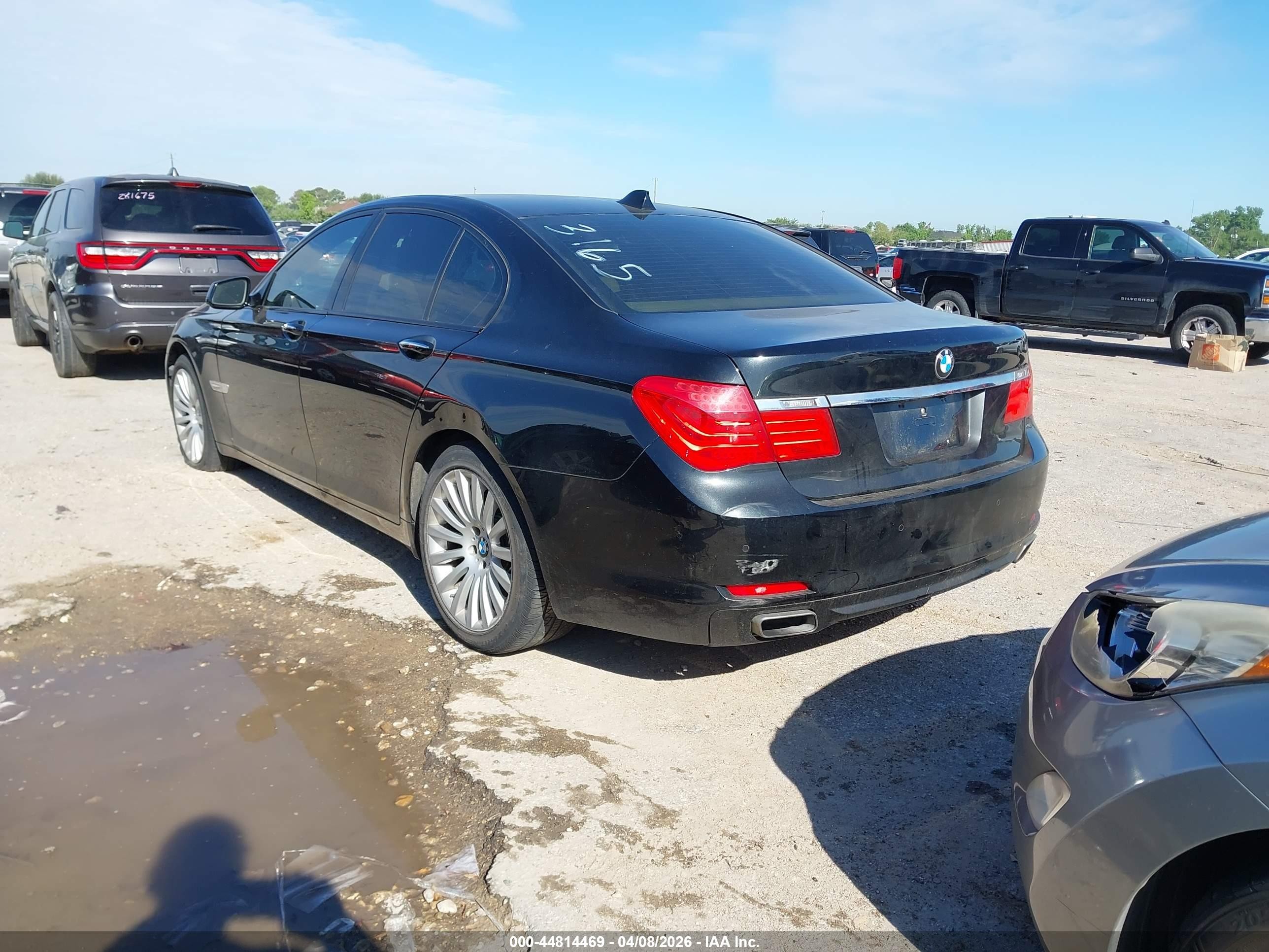 2009 Bmw 750i   Черный vin: WBAKA83539CY33165
