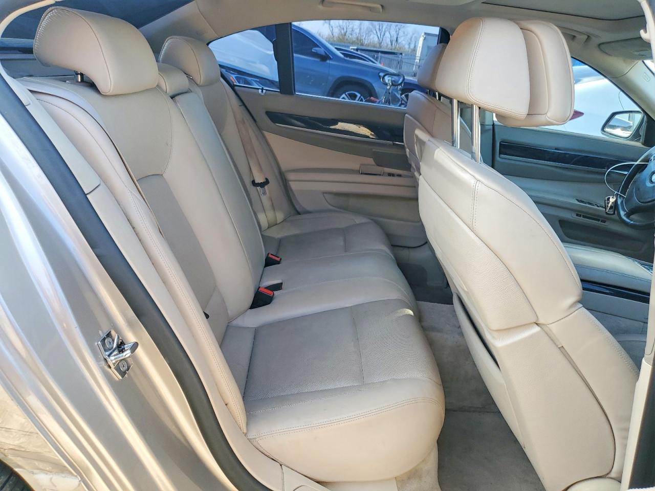 2009 Bmw 750 I Золотой vin: WBAKA83539CY34087