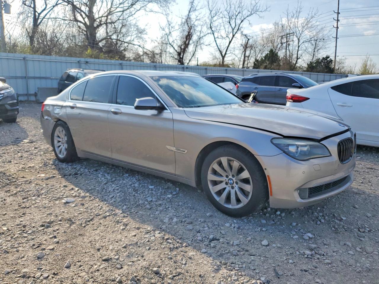 2009 Bmw 750 I Золотой vin: WBAKA83539CY34087