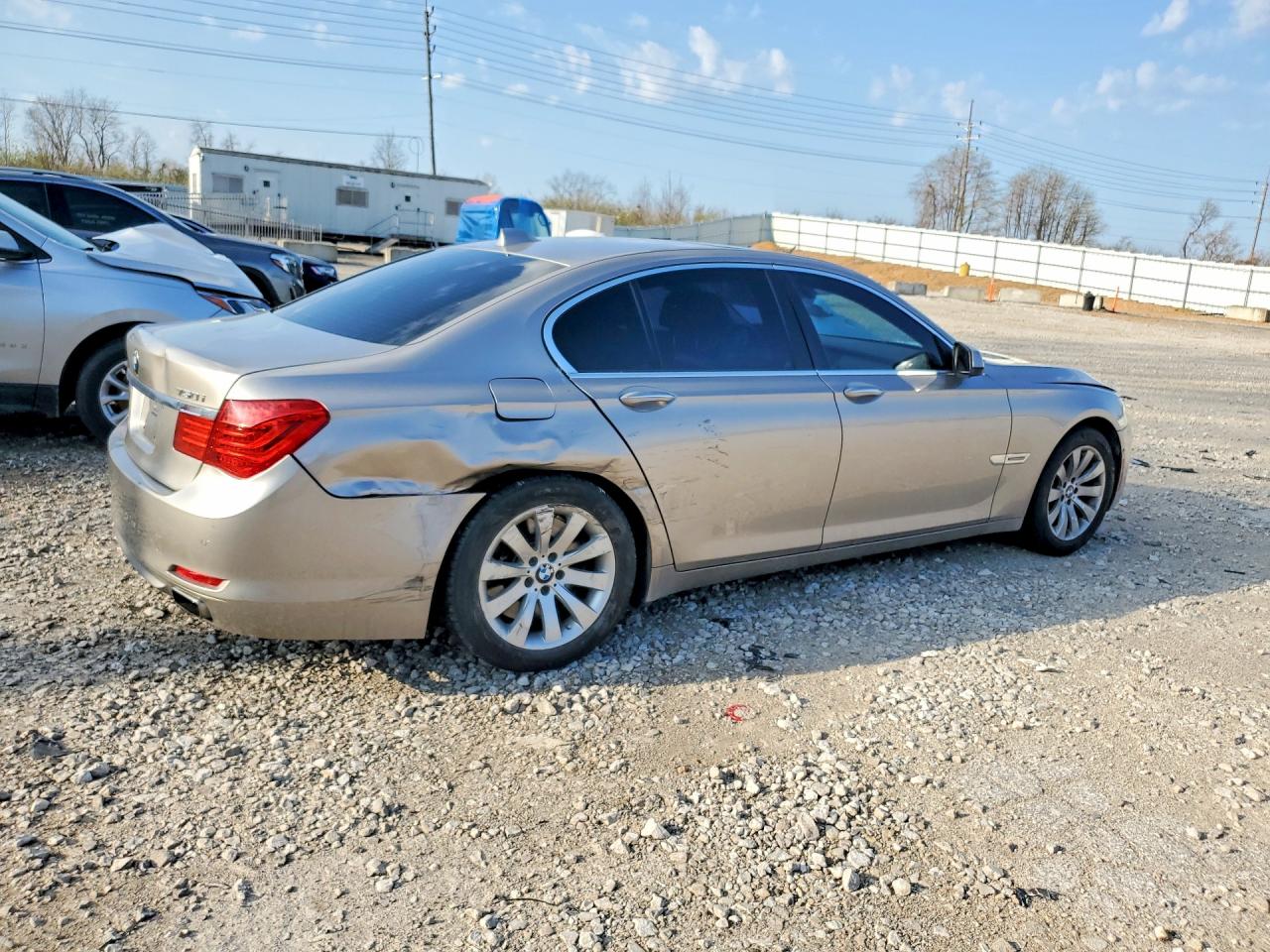 2009 Bmw 750 I Золотой vin: WBAKA83539CY34087
