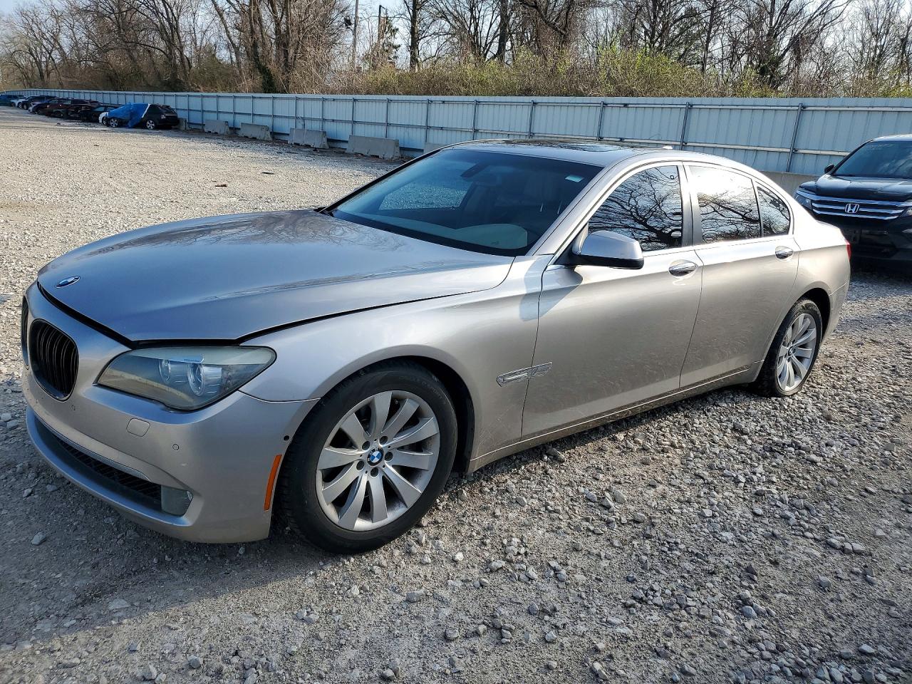 2009 Bmw 750 I Золотой vin: WBAKA83539CY34087