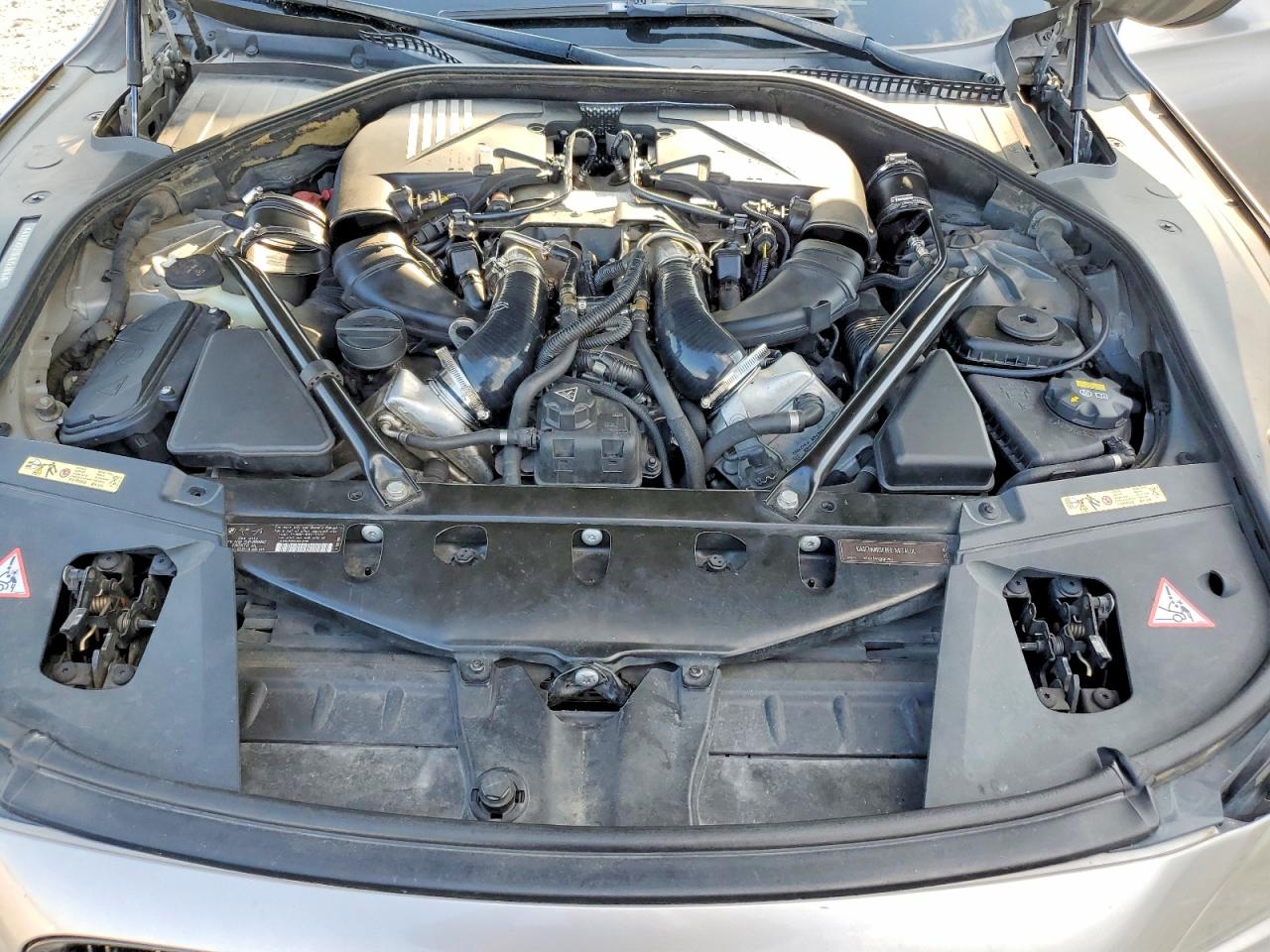 2009 Bmw 750 I Золотой vin: WBAKA83539CY34087