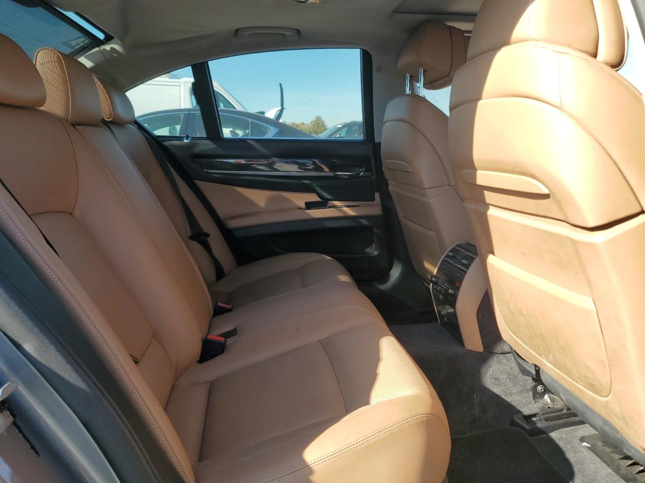 2009 Bmw 750 I Gray vin: WBAKA83539CY35028