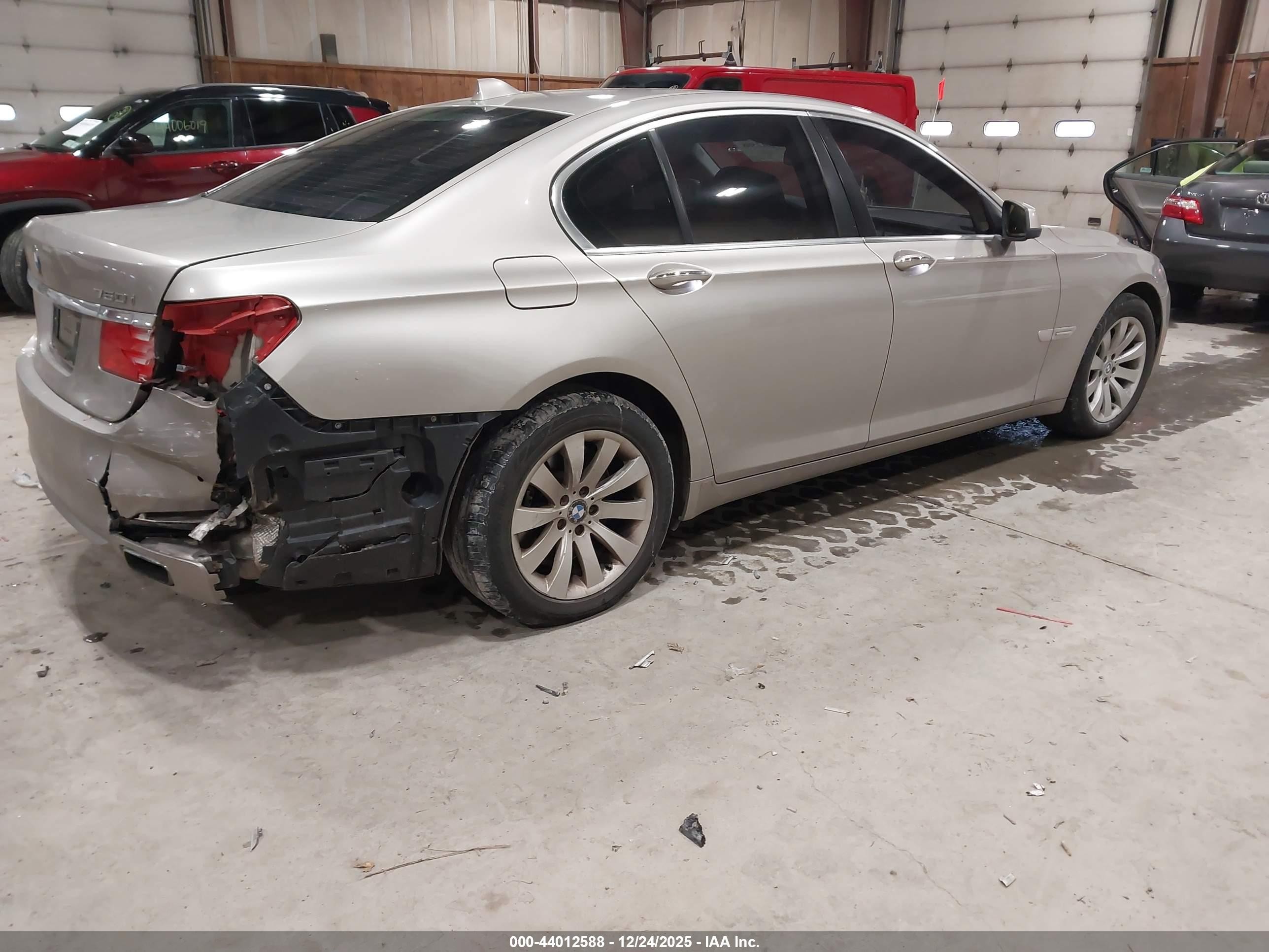 2009 Bmw 750i   Gray vin: WBAKA83579CY33833