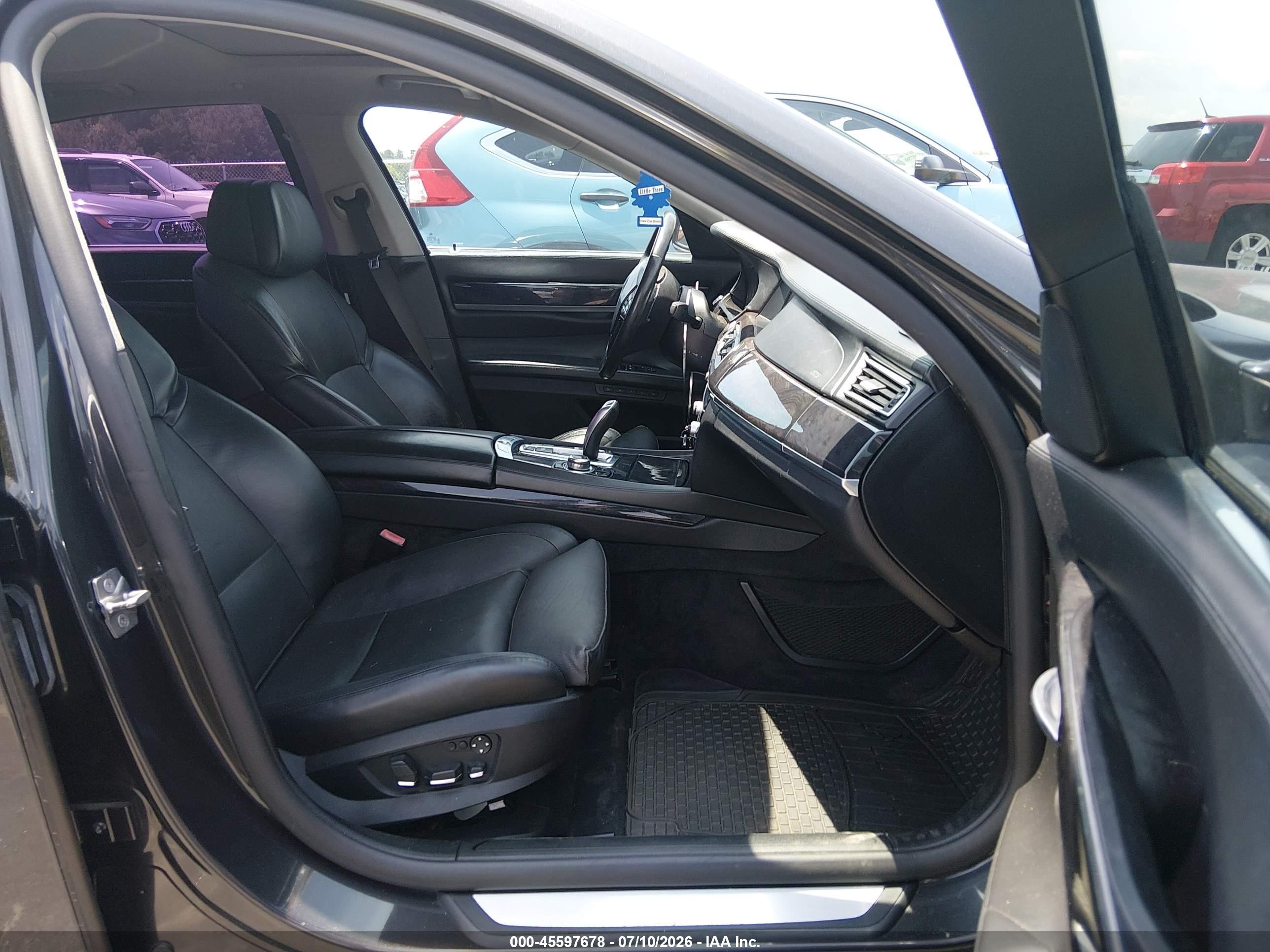 2009 Bmw 750i   Gray vin: WBAKA835X9CY34877