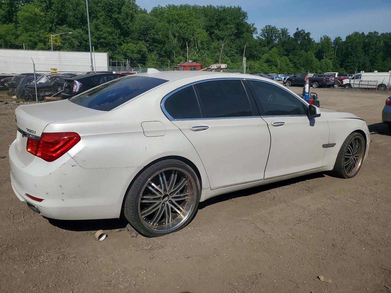 2011 Bmw Alpina B7 Белый vin: WBAKA8C50BCY37115