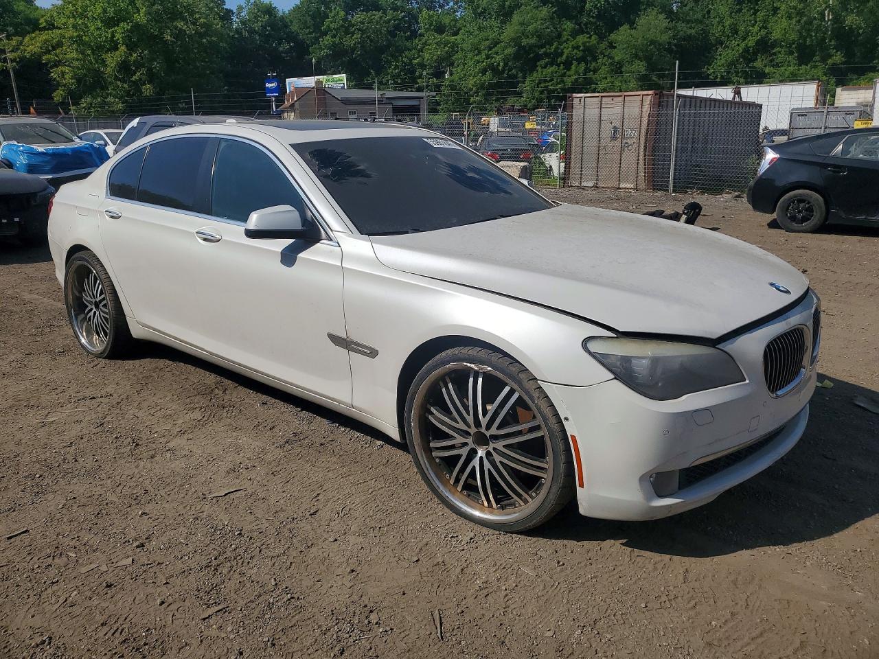 2011 Bmw Alpina B7 Белый vin: WBAKA8C50BCY37115