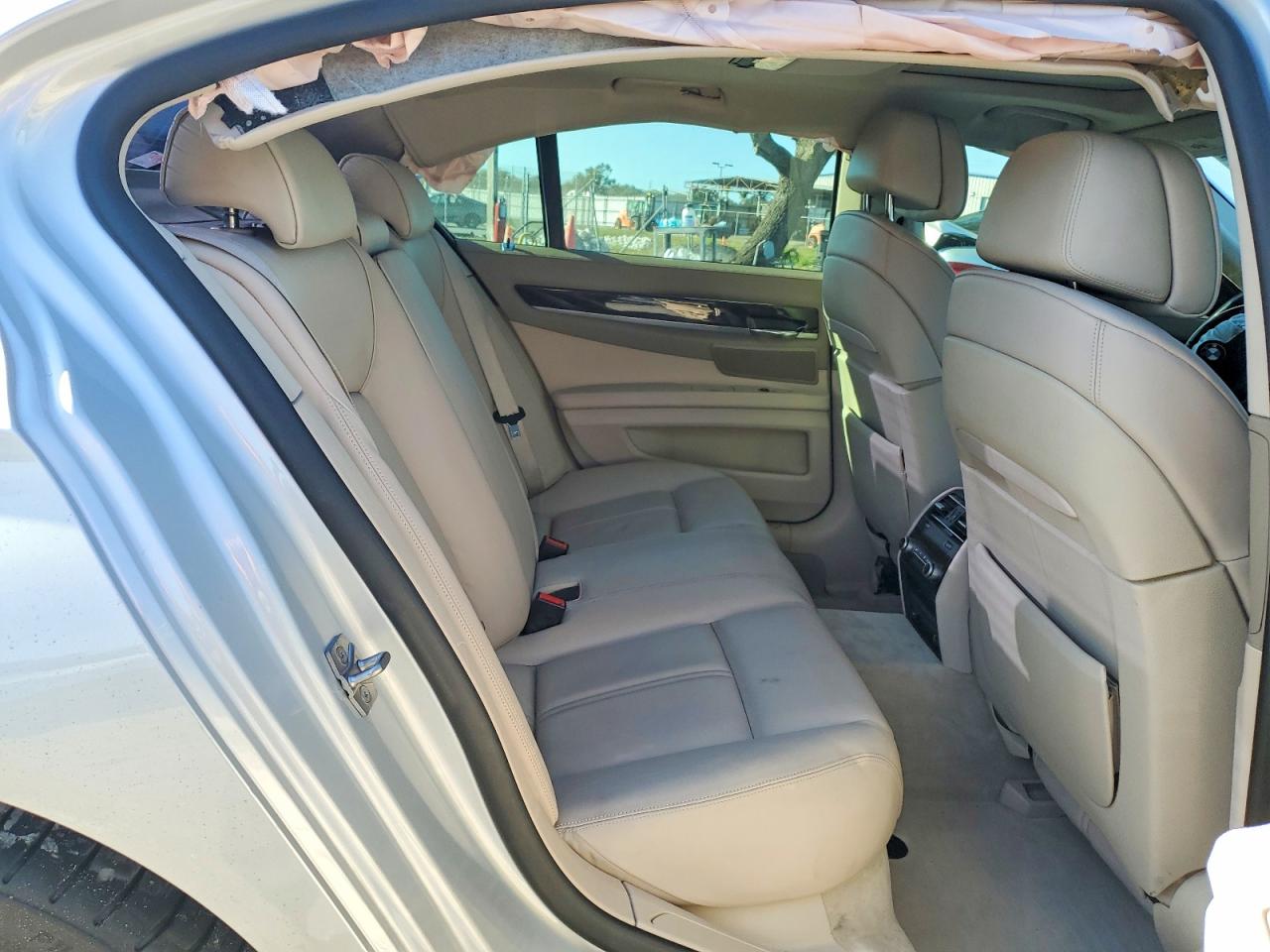 2012 Bmw Alpina B7 Silver vin: WBAKA8C50CDV99889