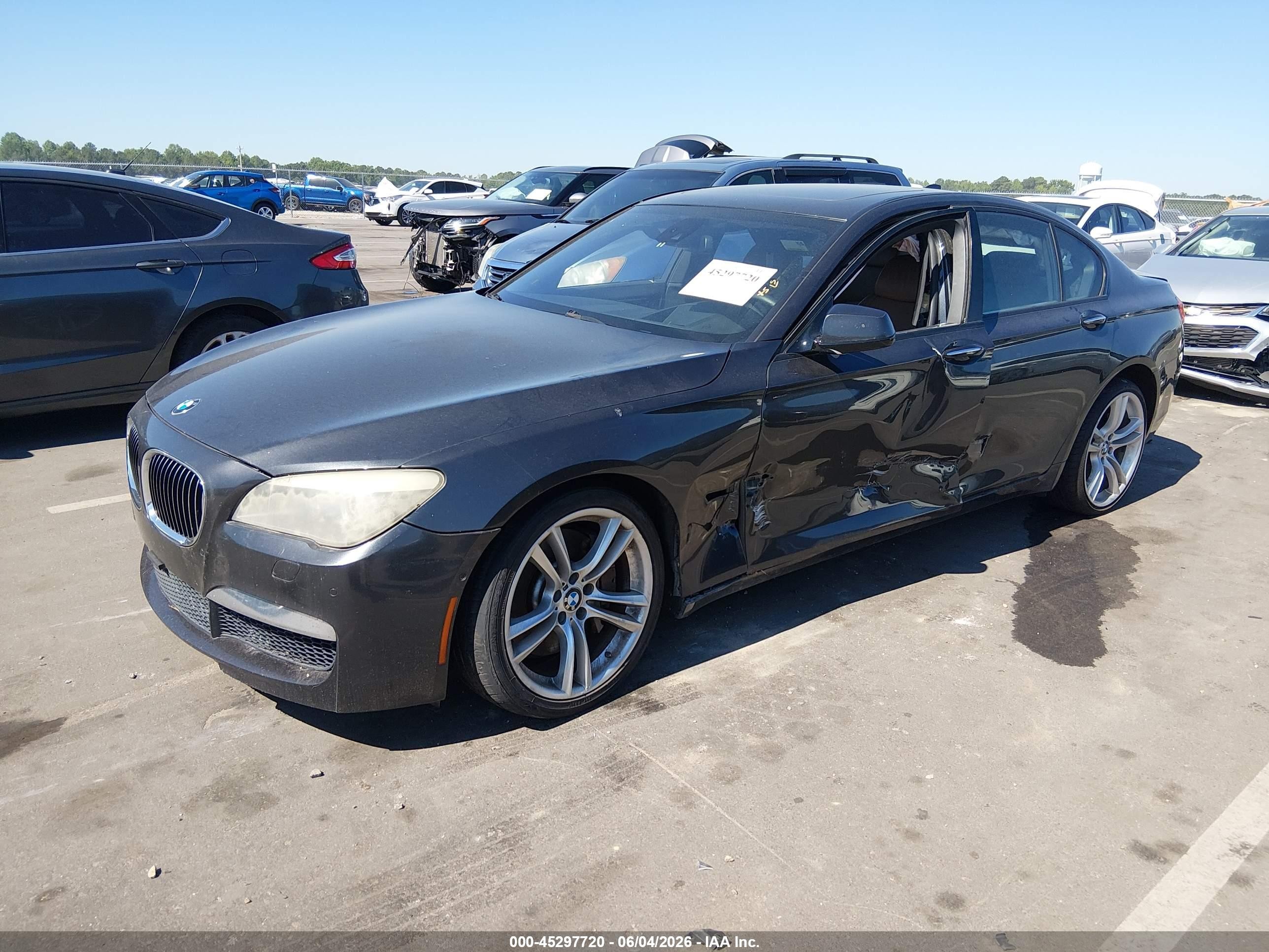 2010 Bmw 750i   Black vin: WBAKA8C51ACY35677