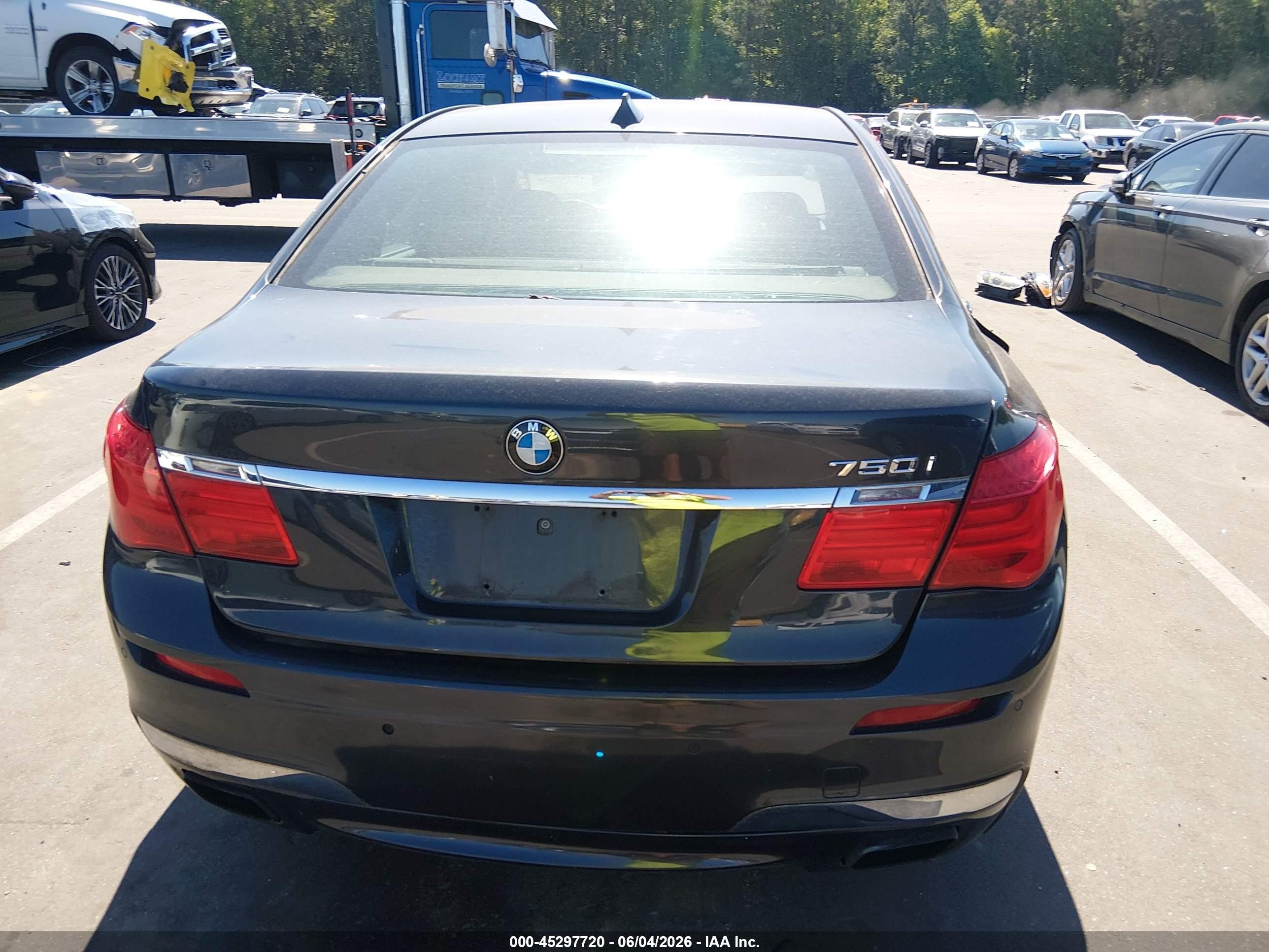 2010 Bmw 750i   Black vin: WBAKA8C51ACY35677