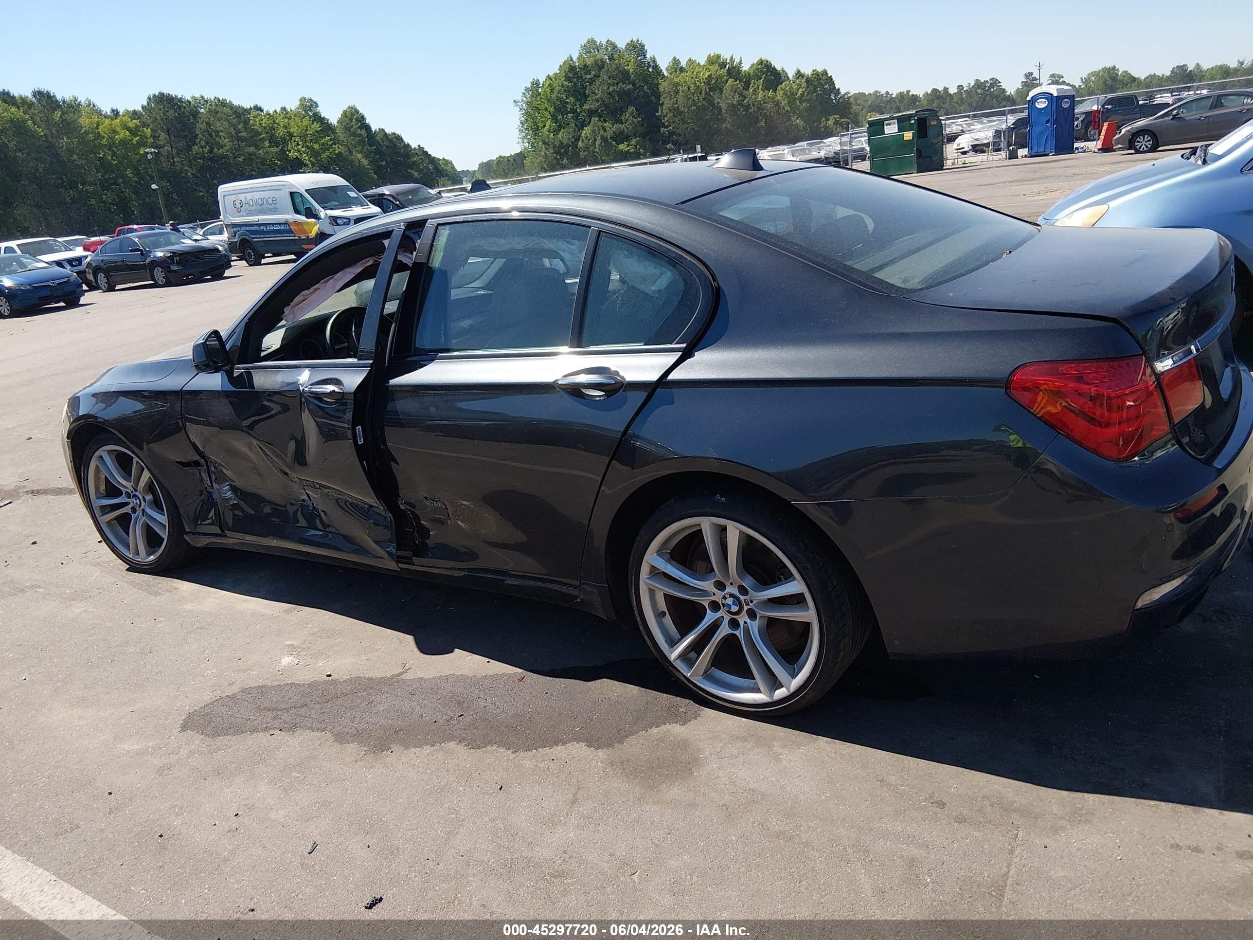 2010 Bmw 750i   Black vin: WBAKA8C51ACY35677