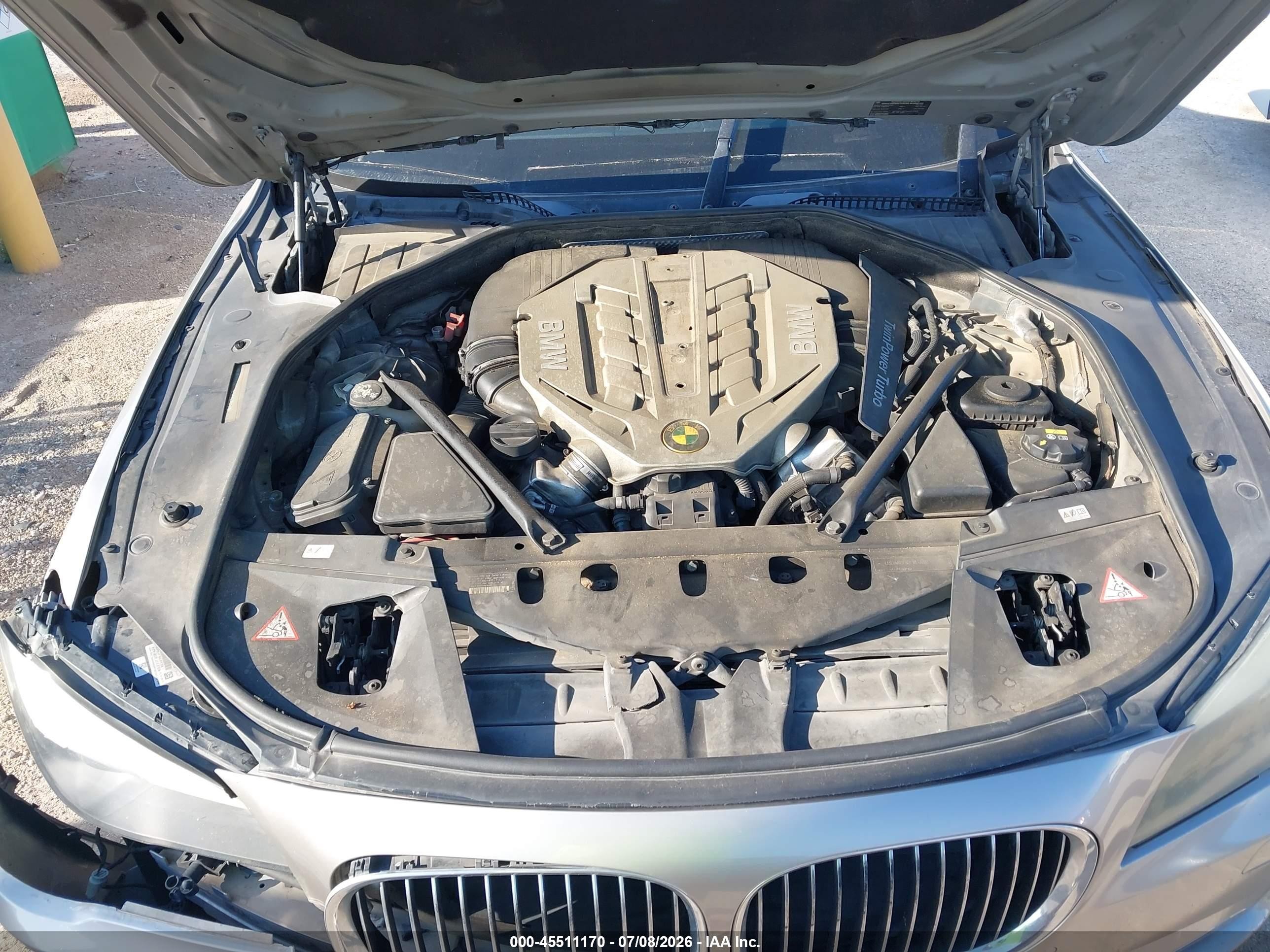 2011 Bmw 750i   Beige vin: WBAKA8C51BCY36877