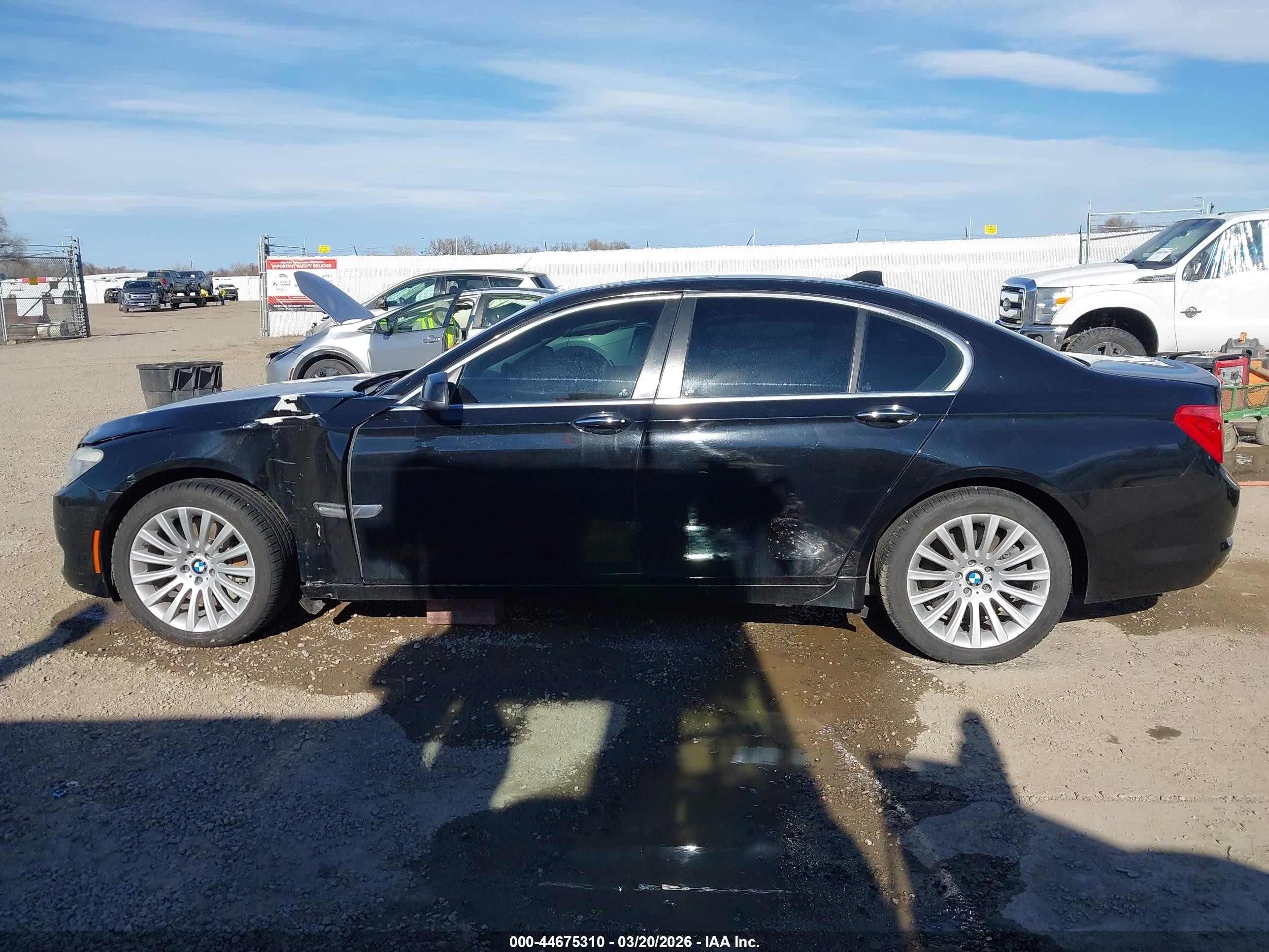 2012 Bmw 750i   Black vin: WBAKA8C51CCY37951