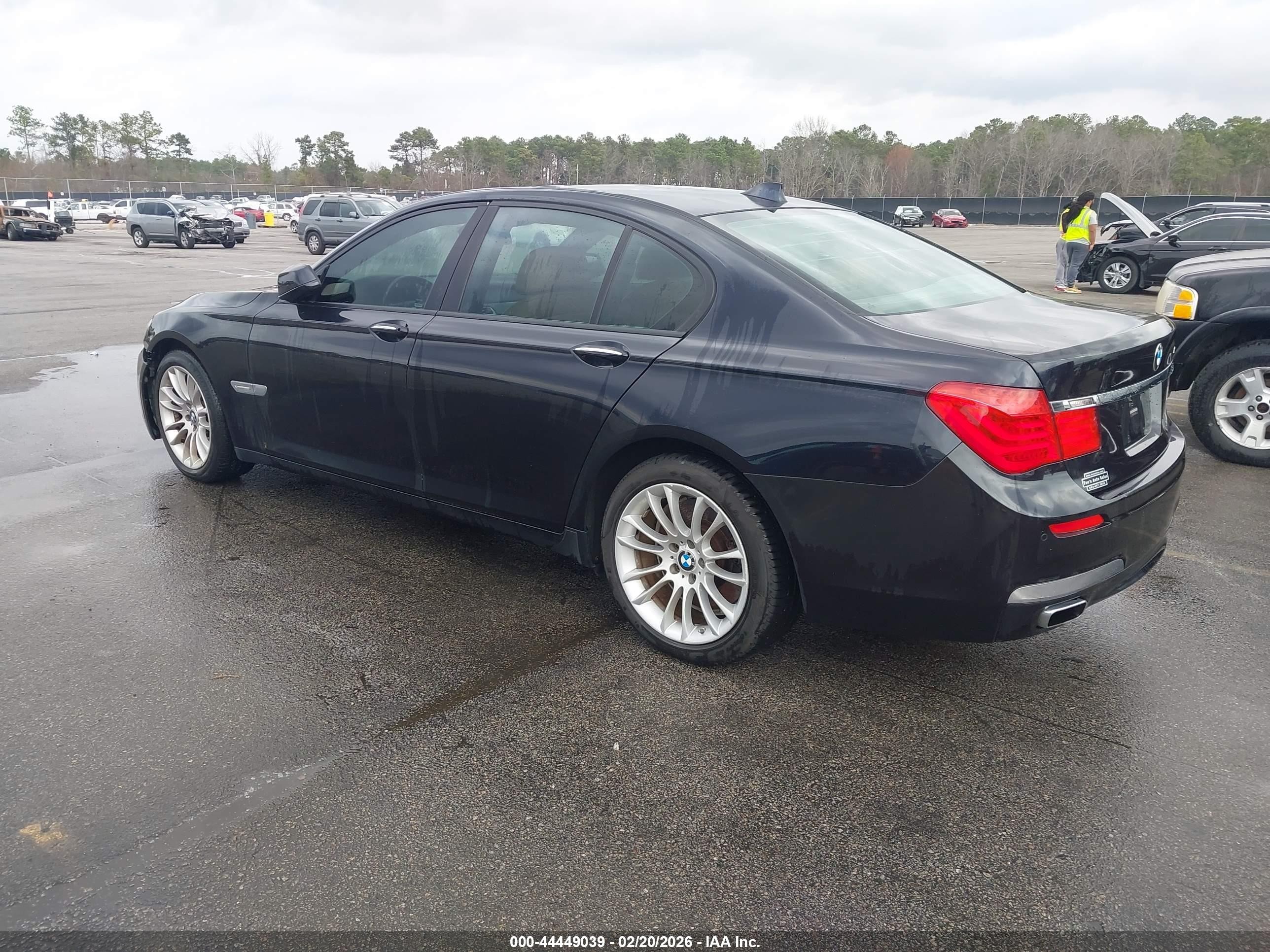 2010 Bmw 750i   Black vin: WBAKA8C52ACY36028