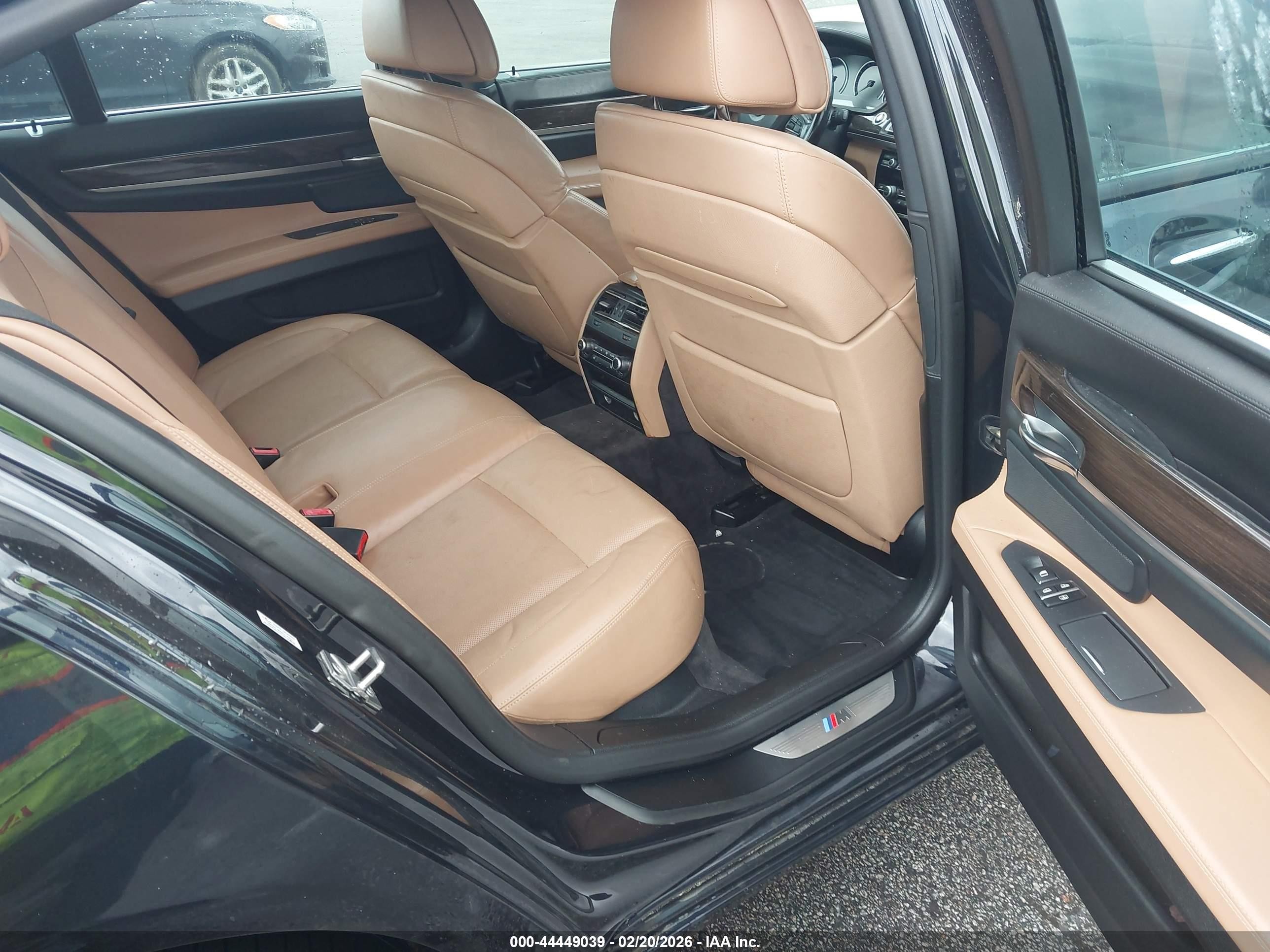 2010 Bmw 750i   Black vin: WBAKA8C52ACY36028