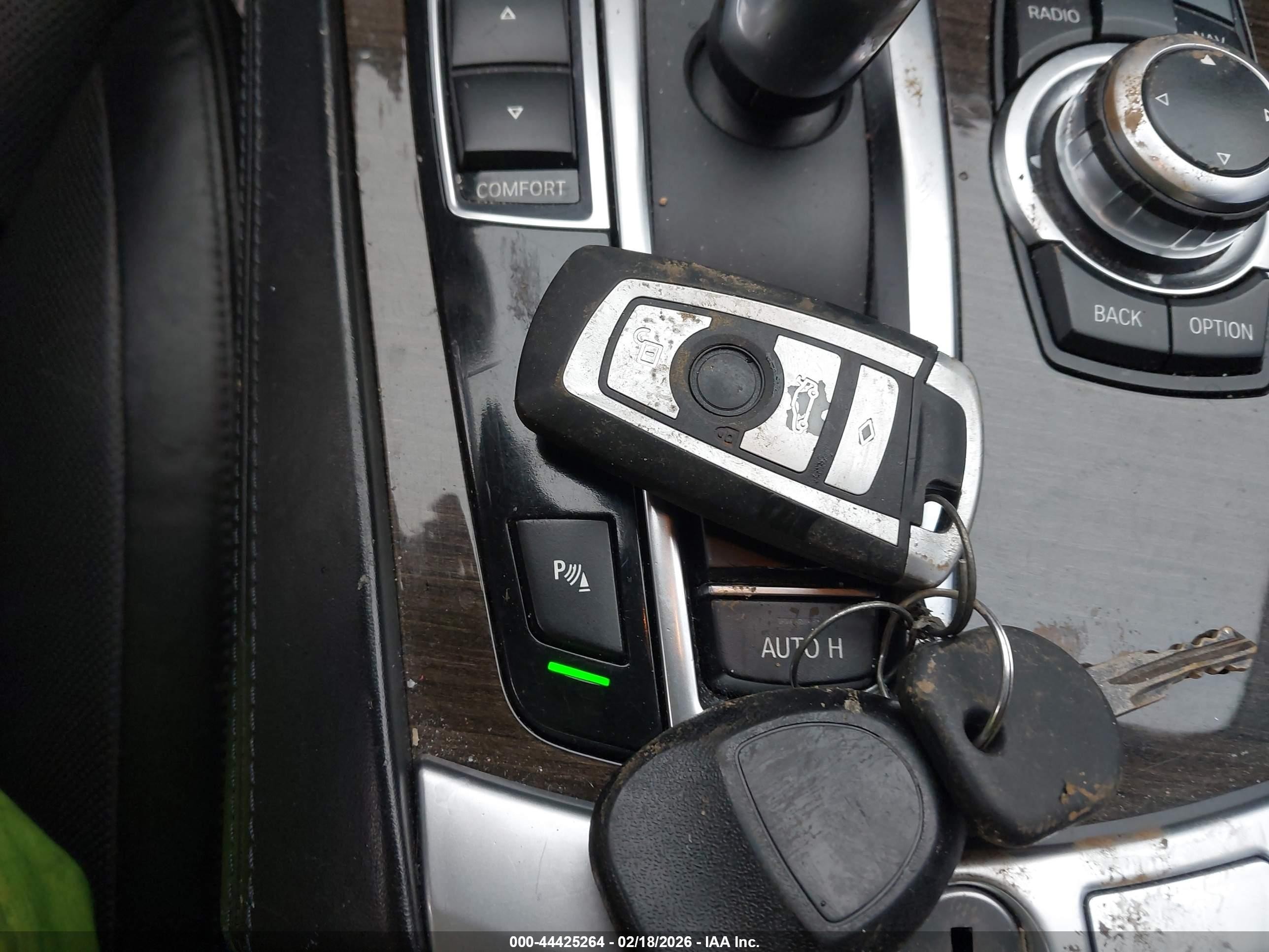 2010 Bmw 750i   Gray vin: WBAKA8C56ACY35755