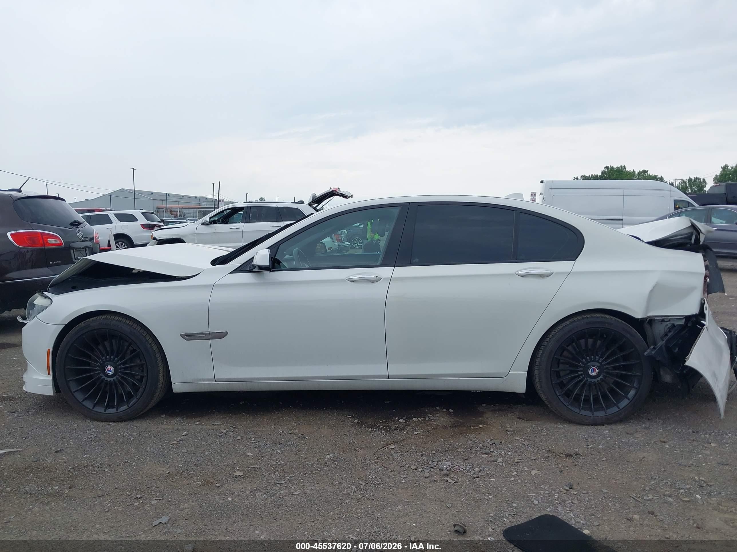 2012 Bmw 750i   White vin: WBAKA8C56CC447024