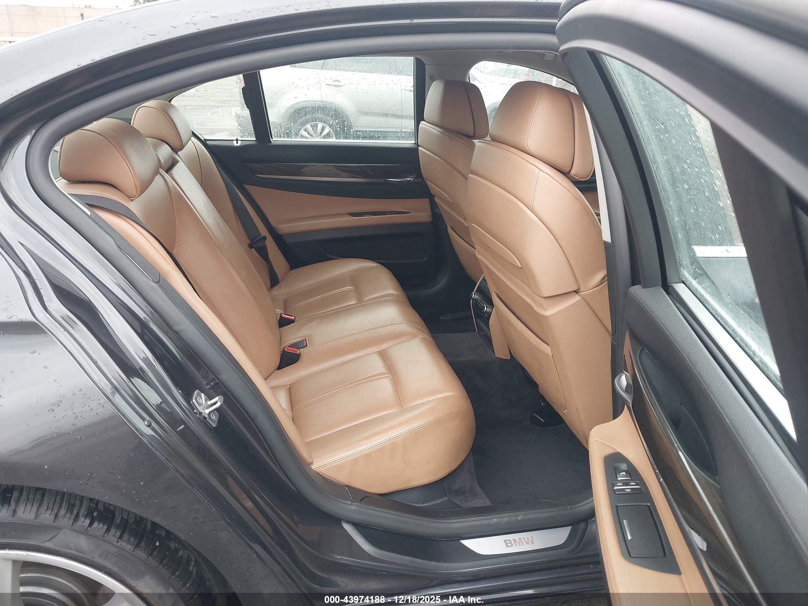 2011 Bmw 750i   Gray vin: WBAKA8C57BCY37094