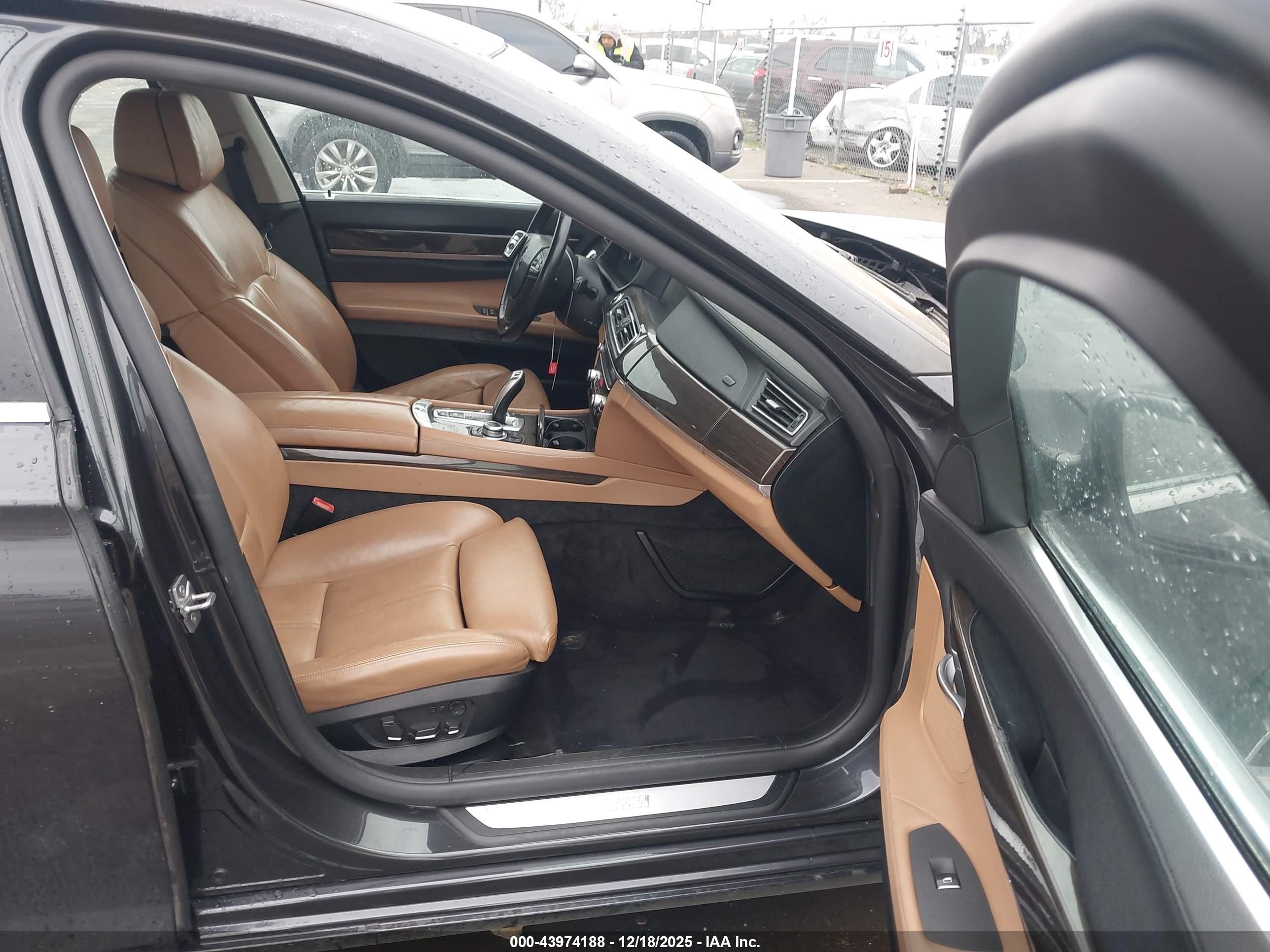 2011 Bmw 750i   Gray vin: WBAKA8C57BCY37094