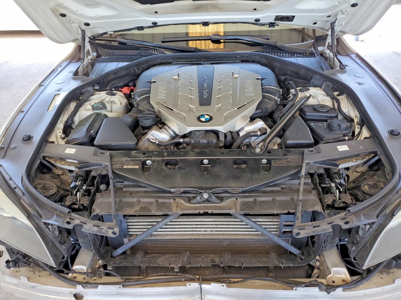 2011 Bmw Alpina B7 White vin: WBAKA8C57BCY37208