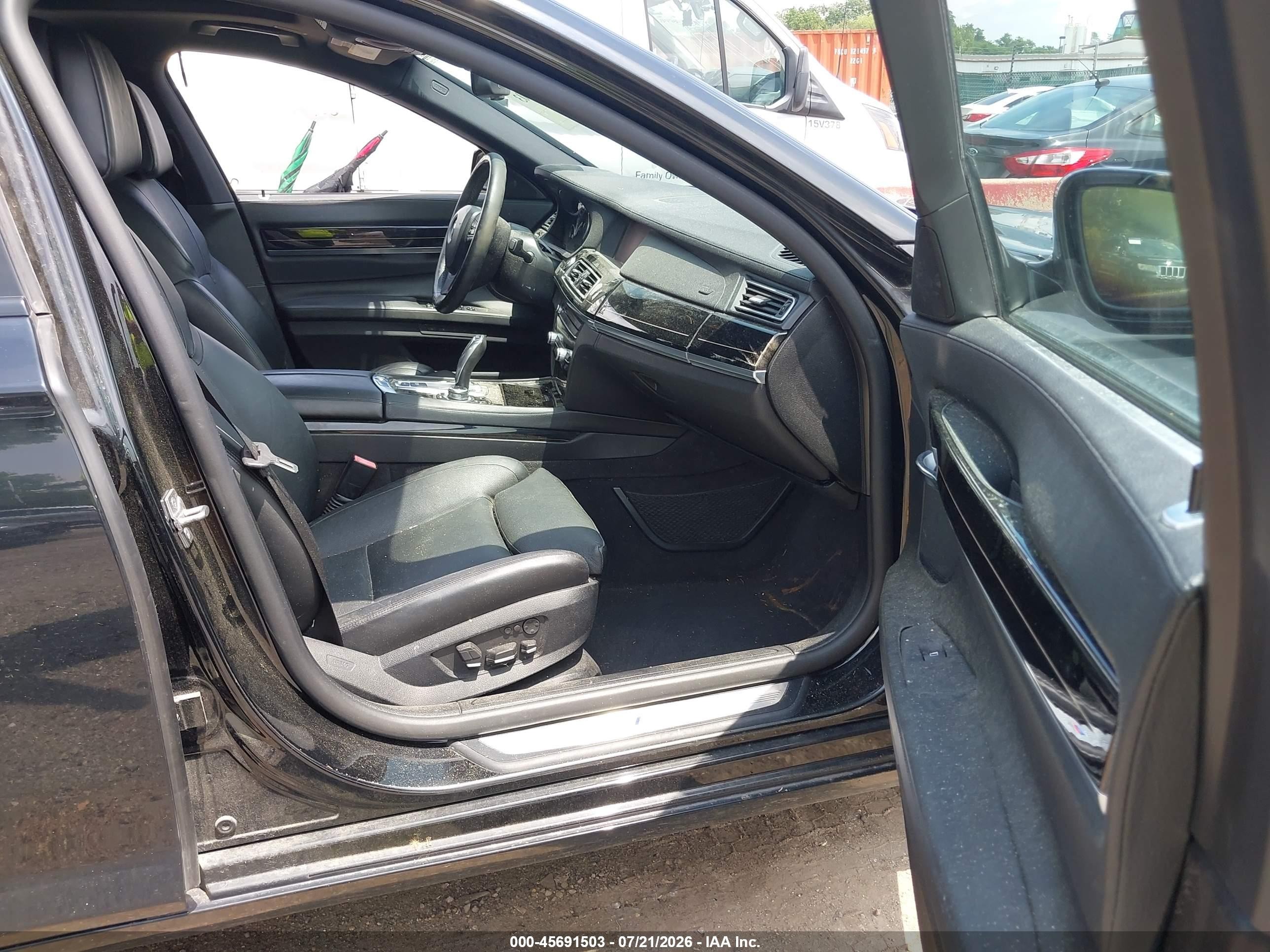 2012 Bmw 750i   Black vin: WBAKA8C57CDS99587