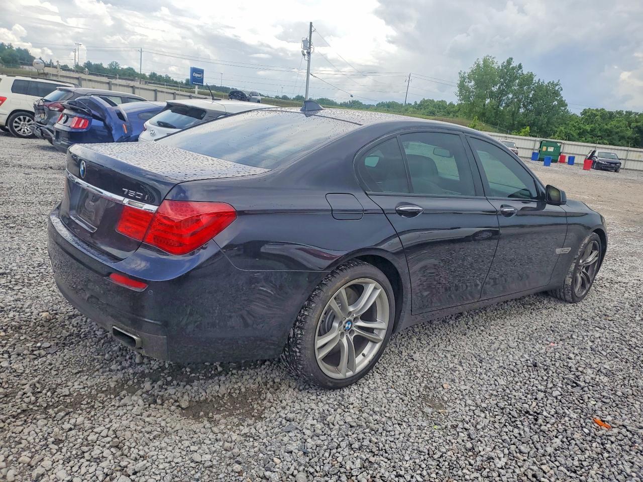 2012 Bmw 750 I Blue vin: WBAKA8C58CCY37834