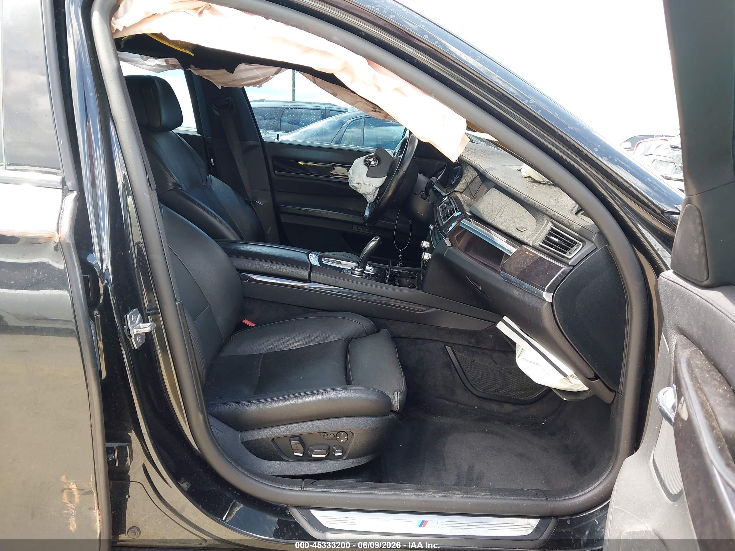 2011 Bmw 740li   Black vin: WBAKB4C51BC573845