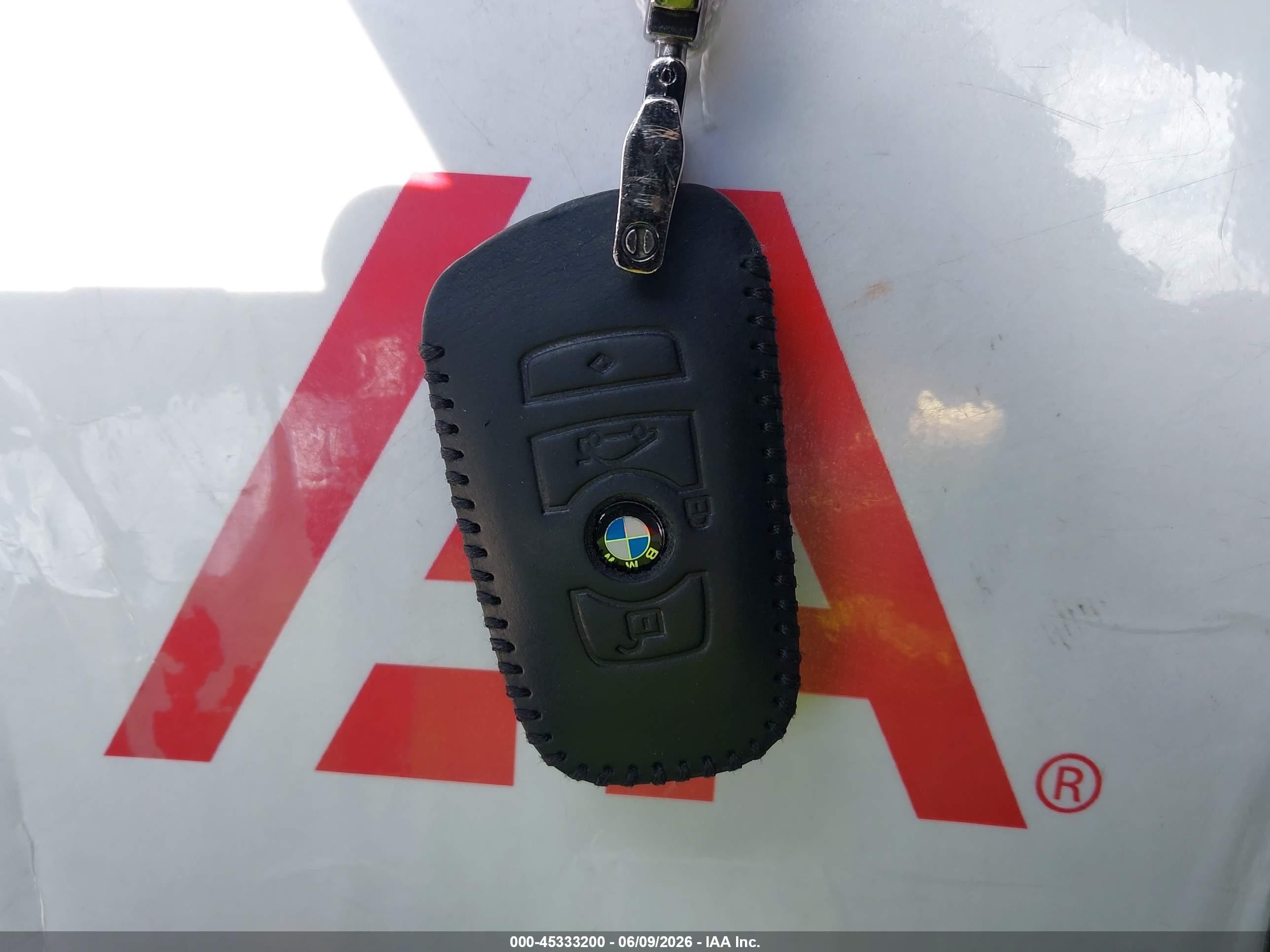 2011 Bmw 740li   Black vin: WBAKB4C51BC573845