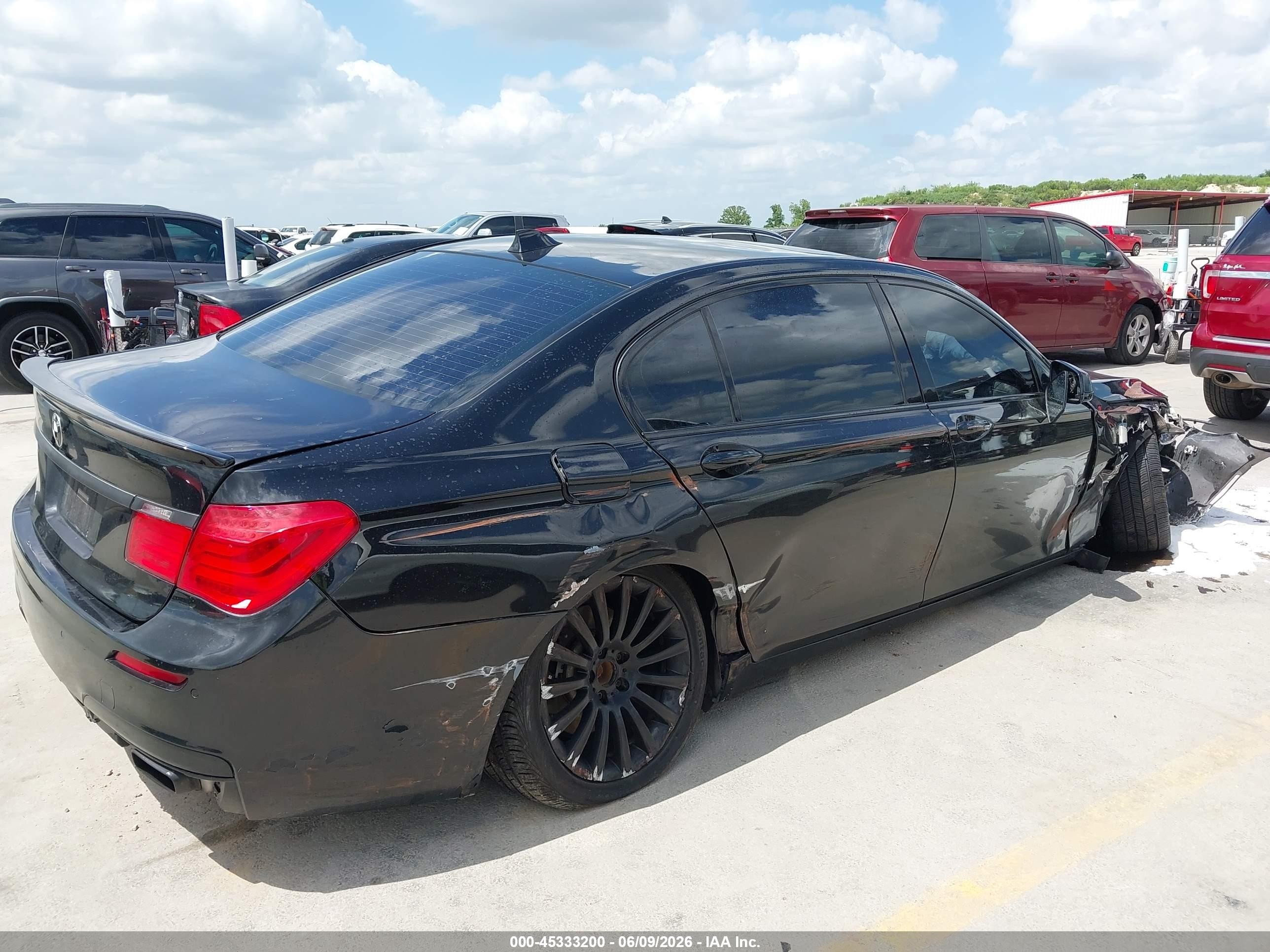 2011 Bmw 740li   Black vin: WBAKB4C51BC573845