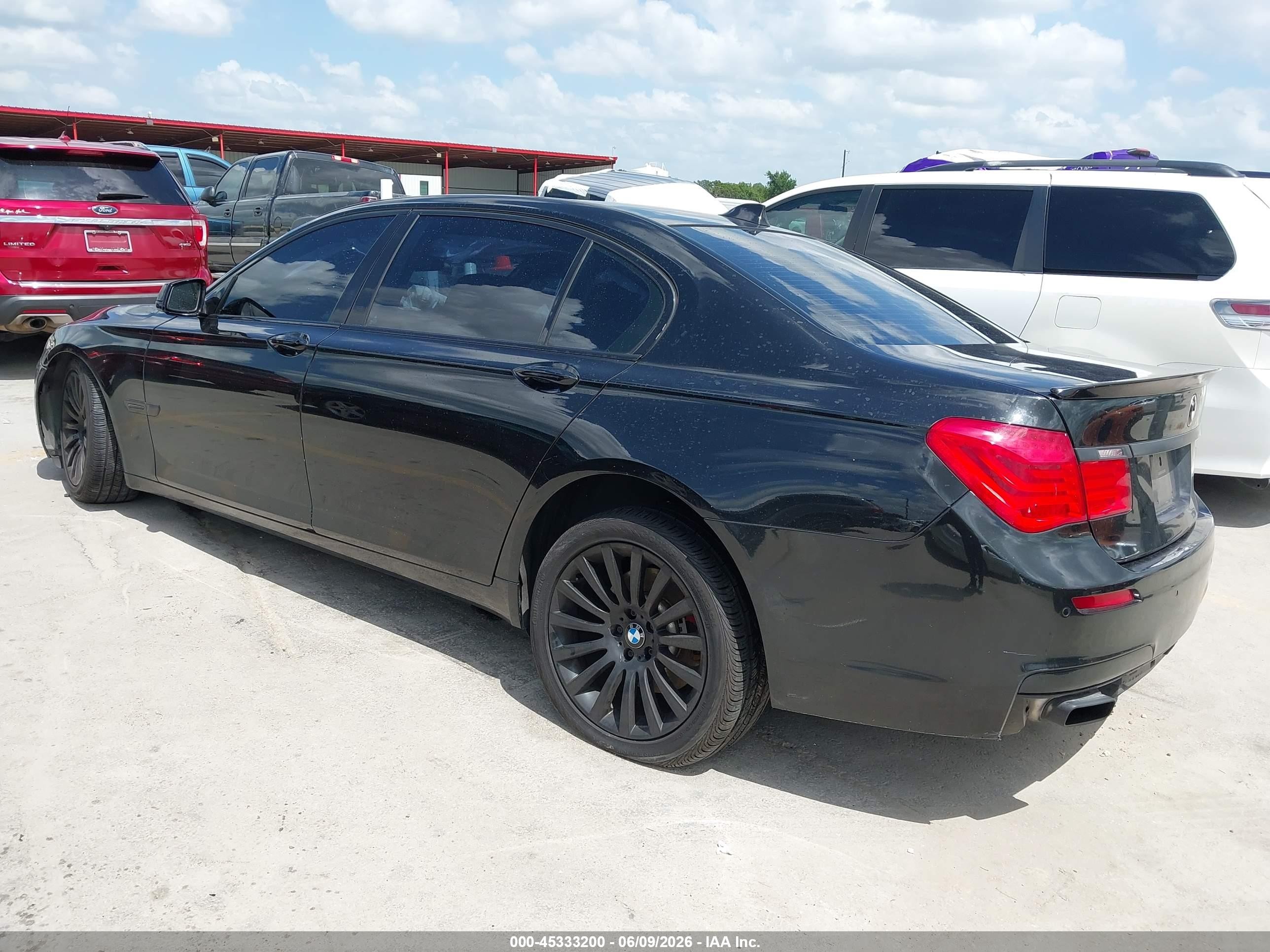 2011 Bmw 740li   Black vin: WBAKB4C51BC573845