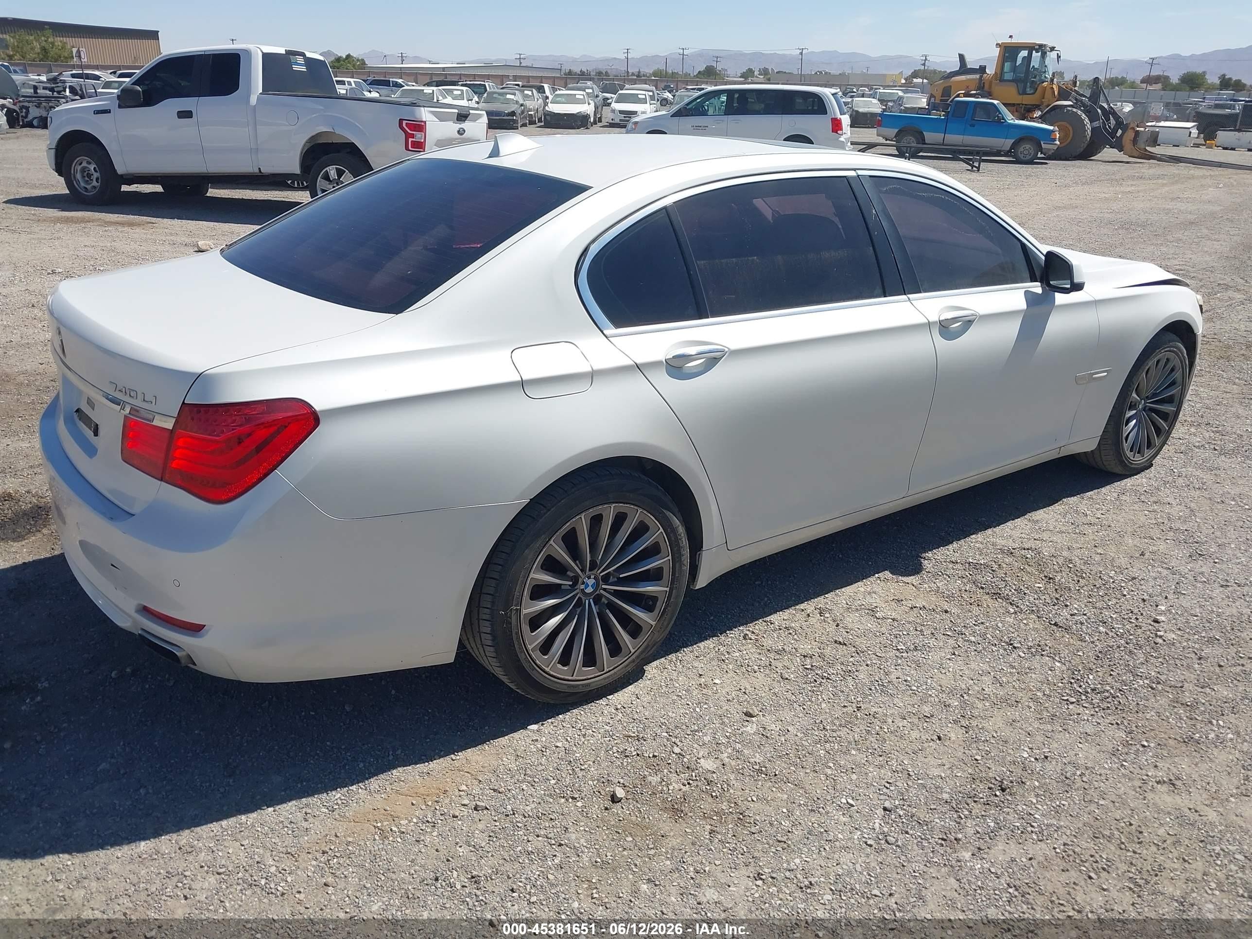 2012 Bmw 740li White vin: WBAKB4C51CC576021