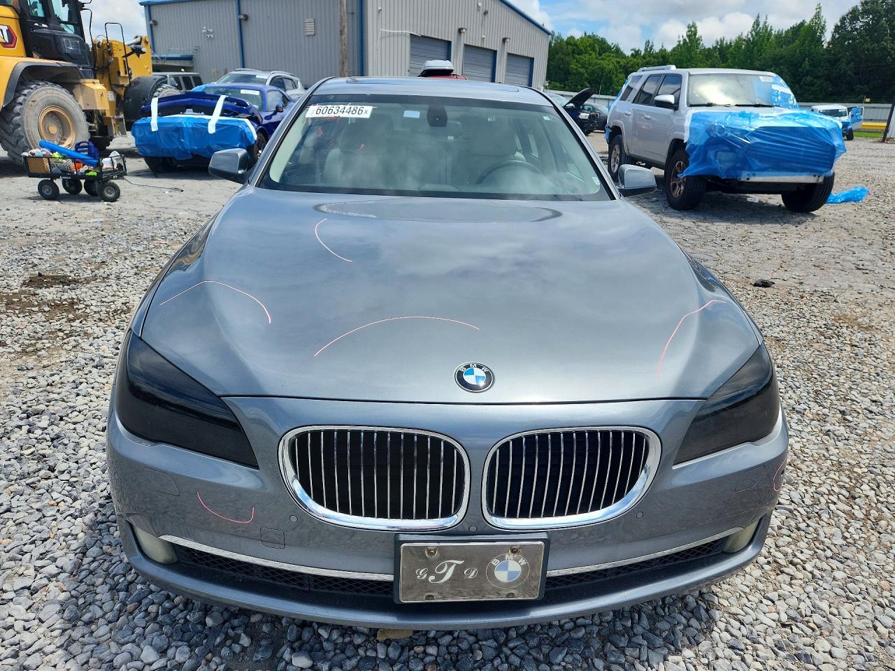 2011 Bmw 740 Li Серый vin: WBAKB4C54BC574889