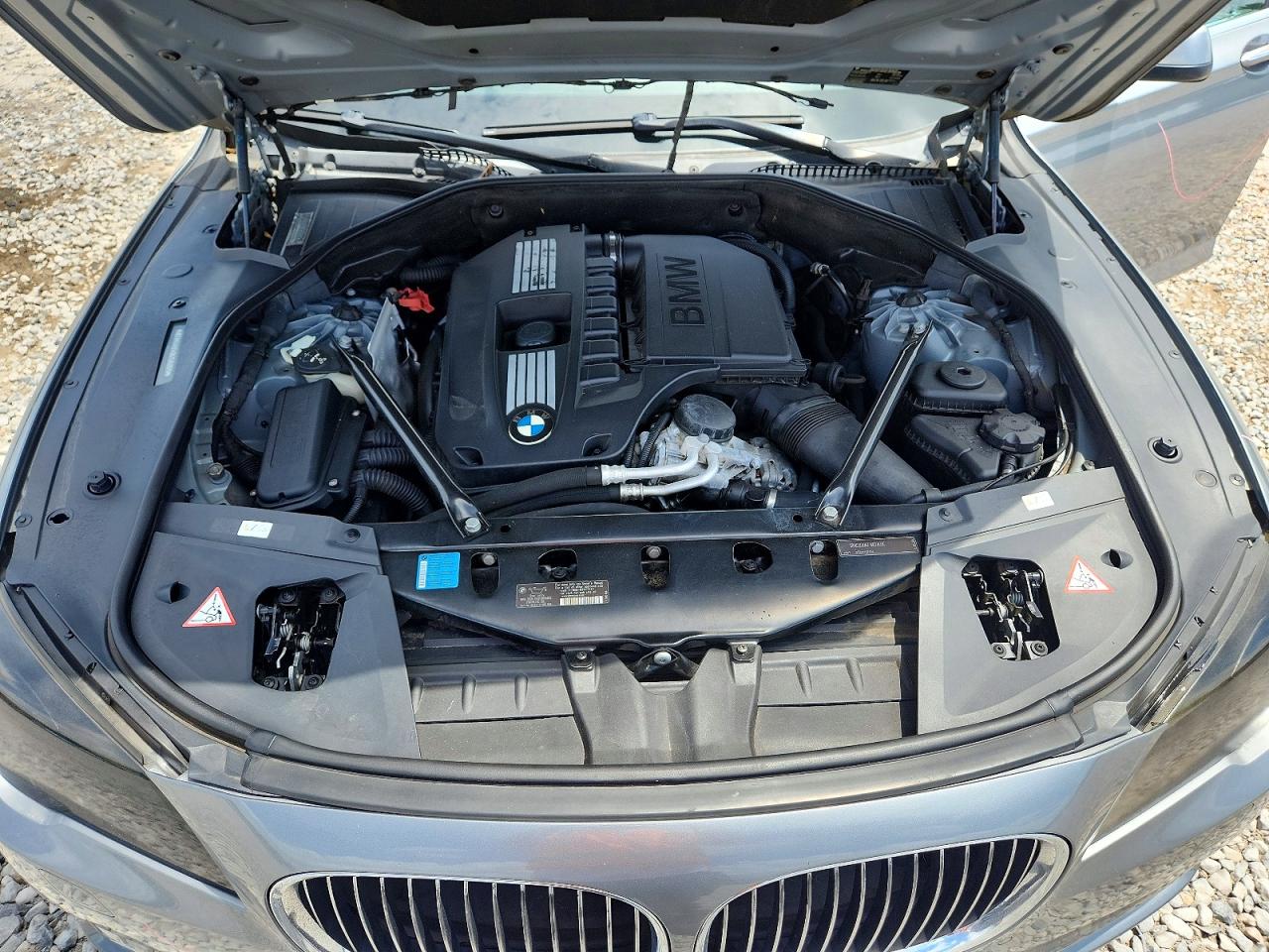2011 Bmw 740 Li Серый vin: WBAKB4C54BC574889