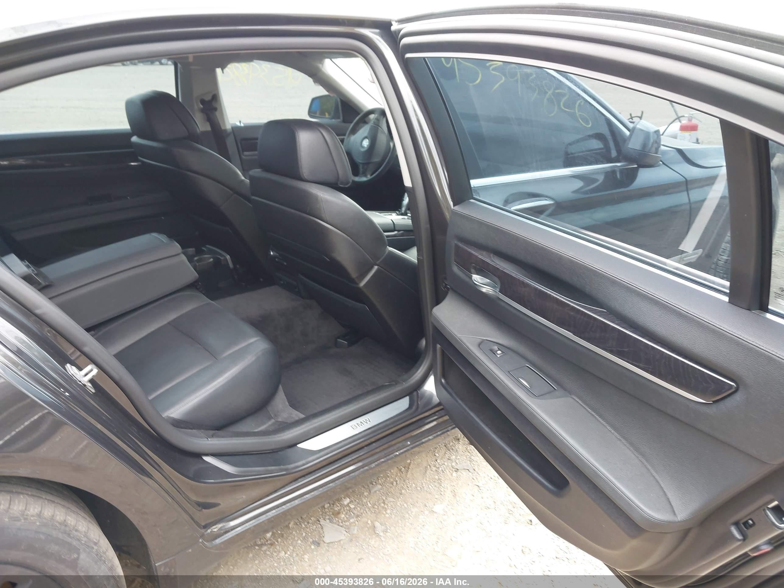 2011 Bmw 740li   Gray vin: WBAKB4C56BC392823
