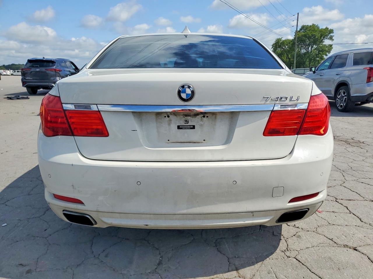 2012 Bmw 740 Li Белый vin: WBAKB4C56CC576533